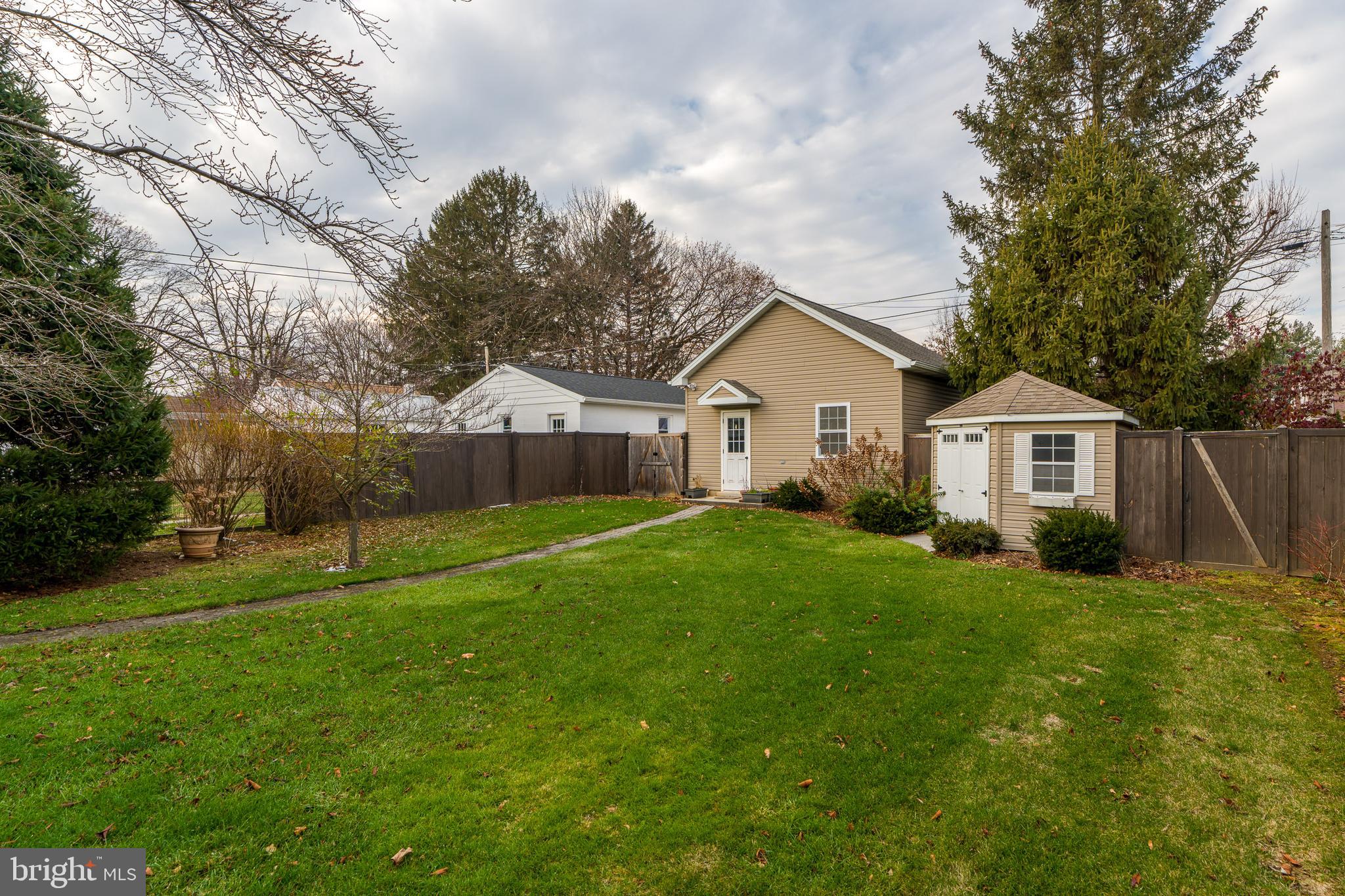 LITITZ BOROUGH - Residential