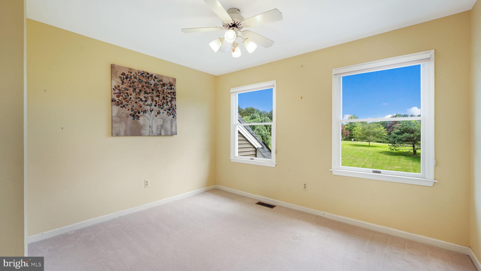 FOX HILL FARMS - Residential