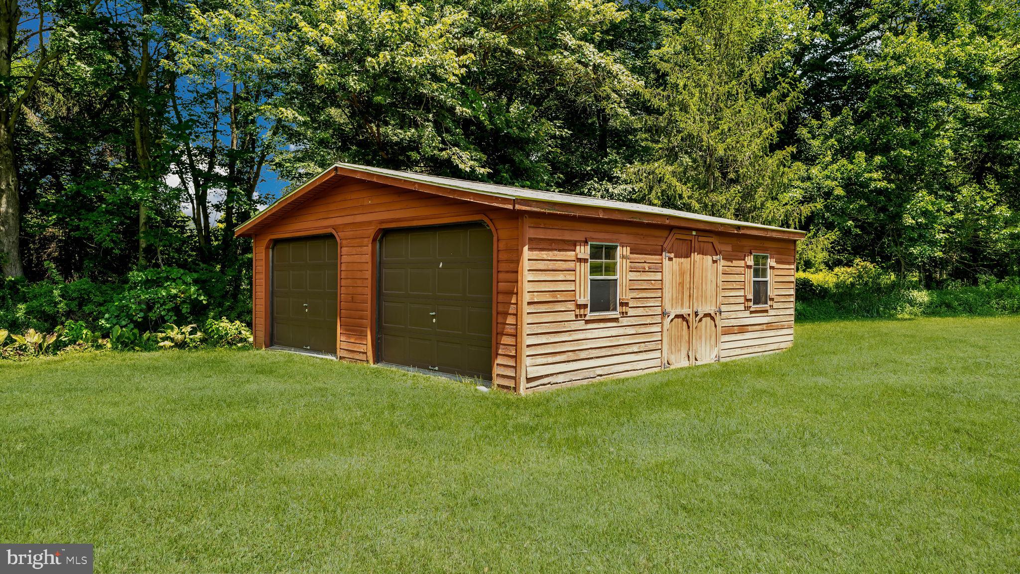 FOX HILL FARMS - Residential