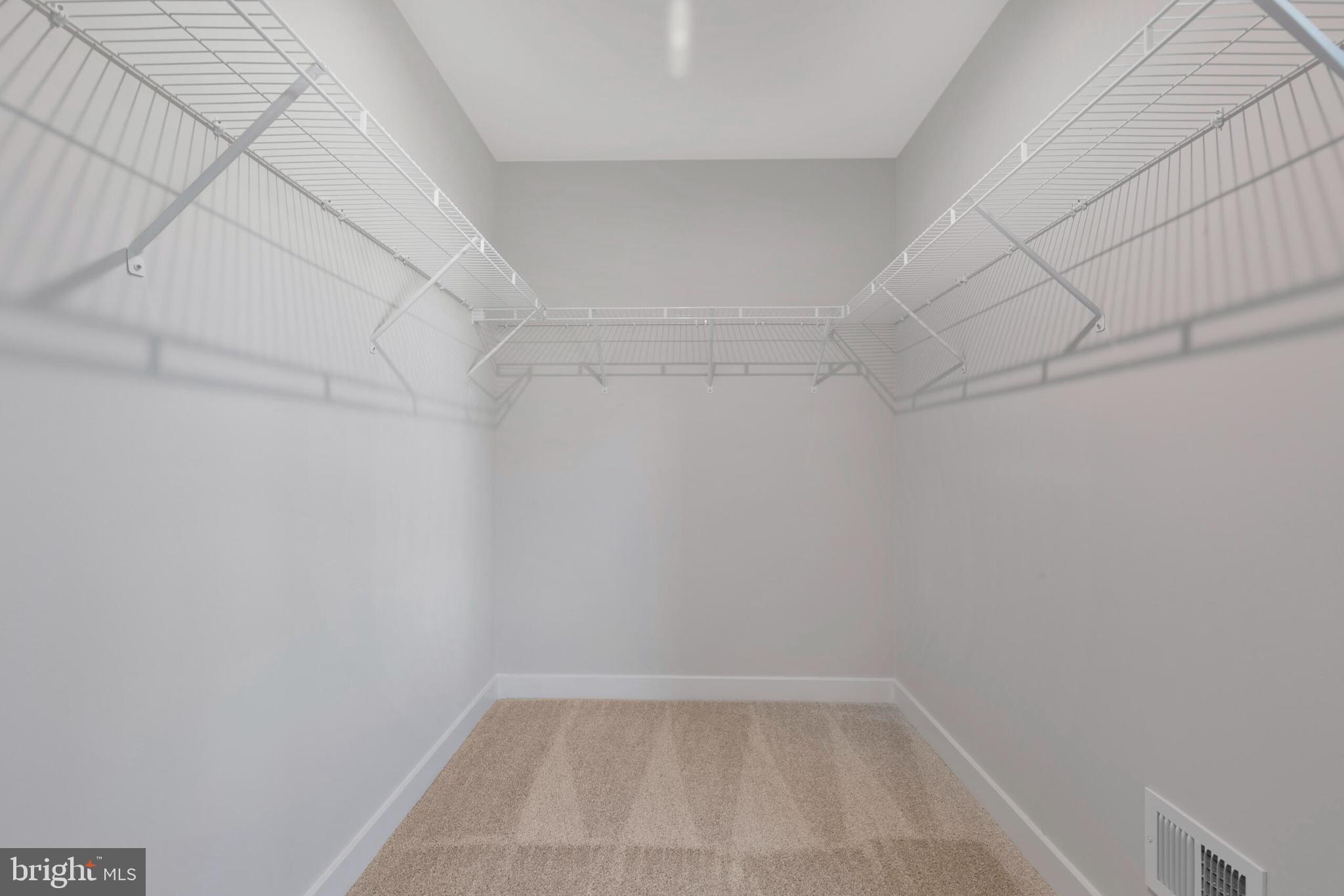 CARDINAL POINTE - Residential