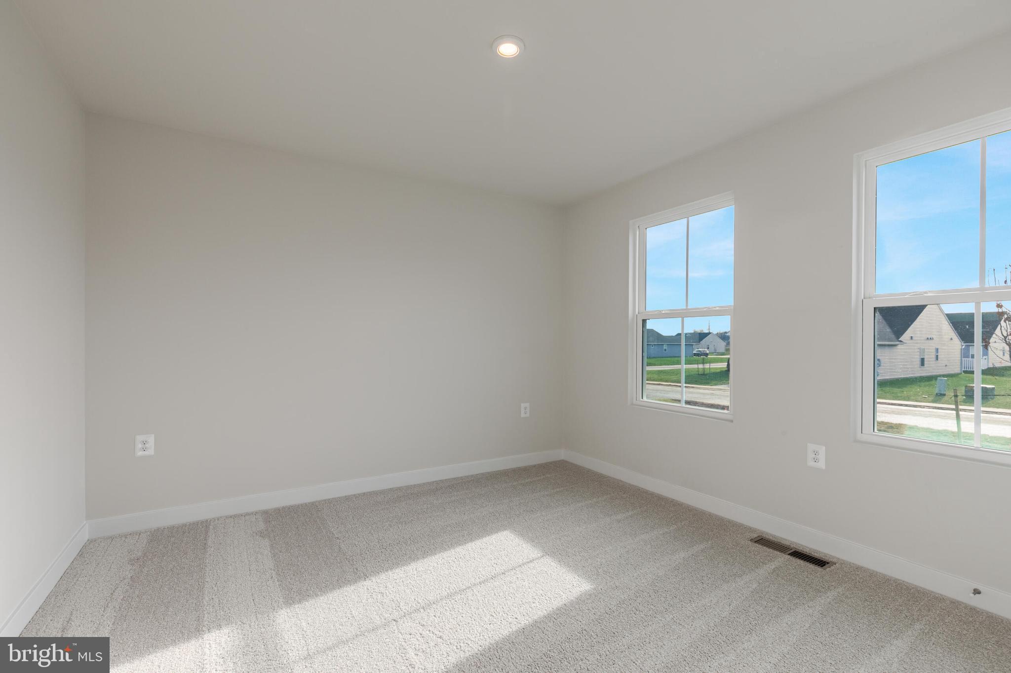 CARDINAL POINTE - Residential