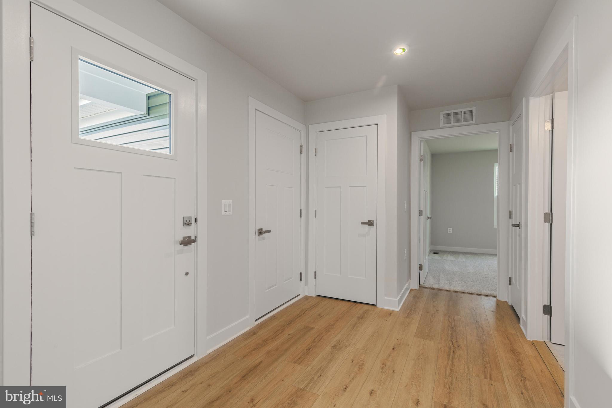 CARDINAL POINTE - Residential