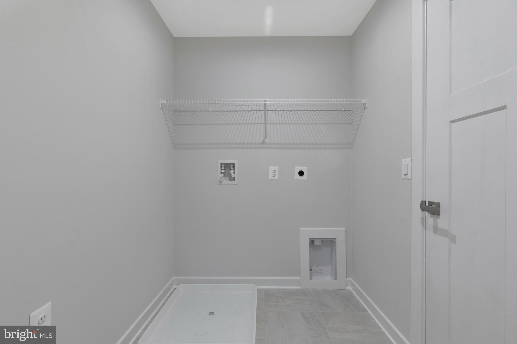 CARDINAL POINTE - Residential