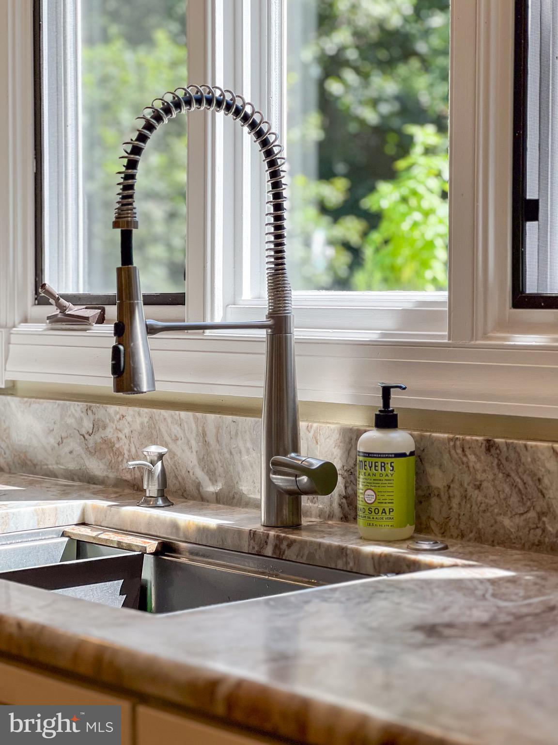 DOMINION HUNT ESTS - Residential