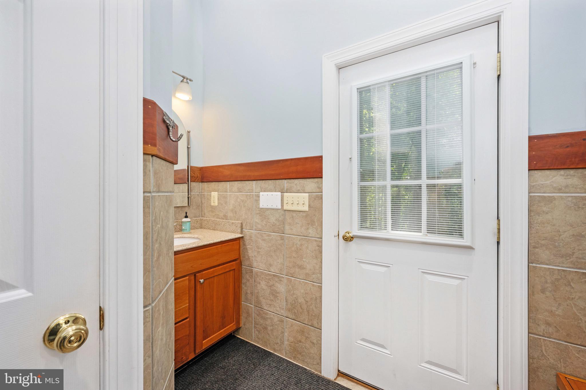 DOMINION HUNT ESTS - Residential