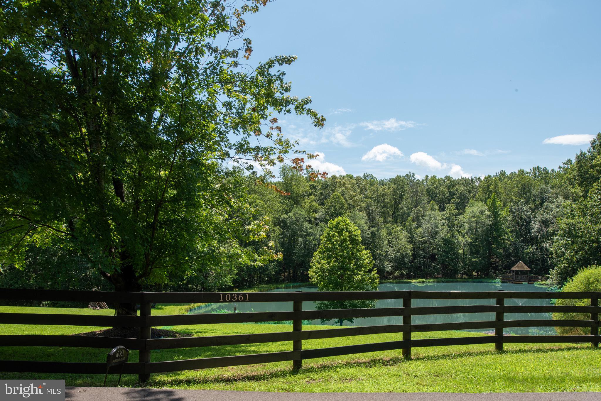 DOMINION HUNT ESTS - Residential