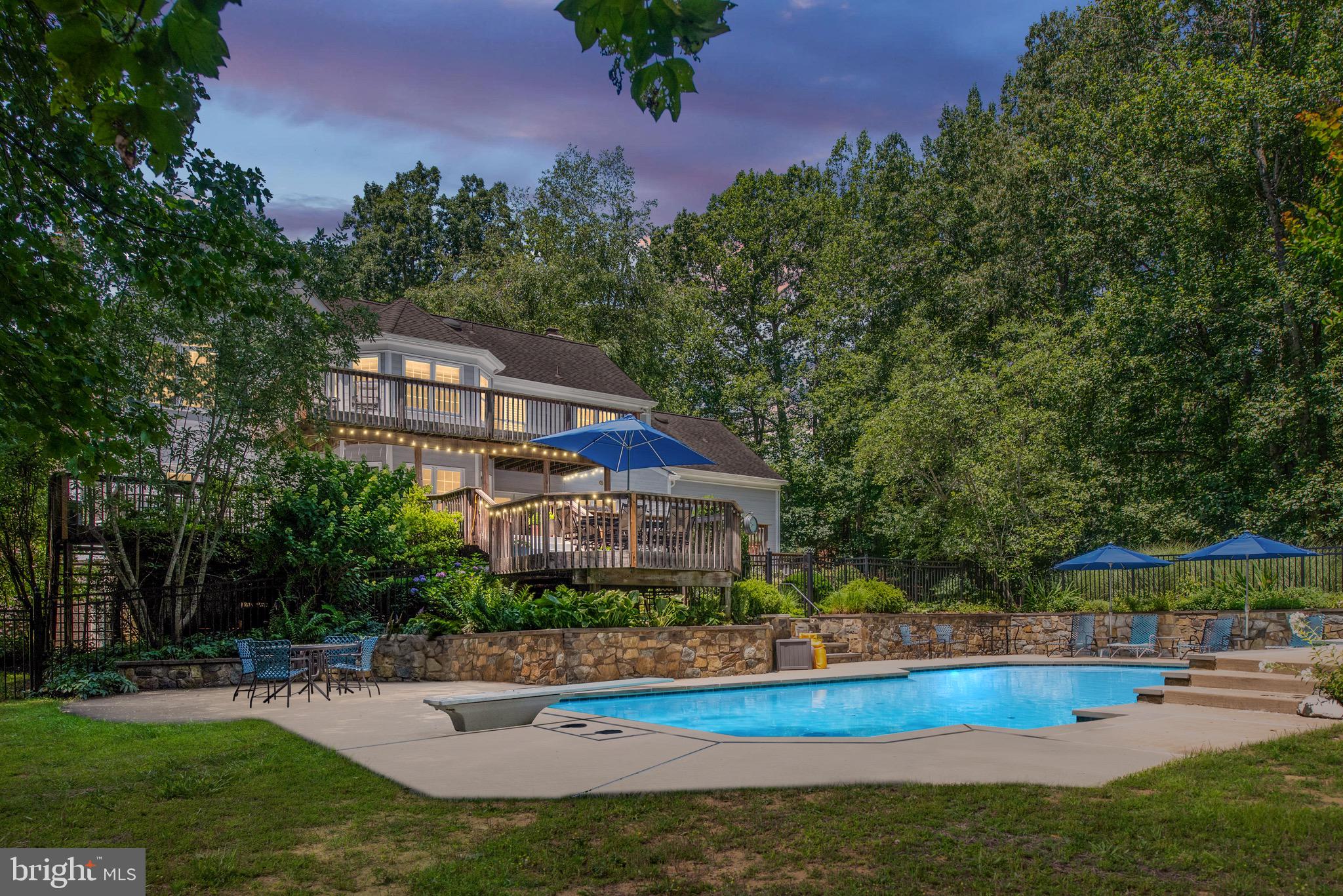 DOMINION HUNT ESTS - Residential