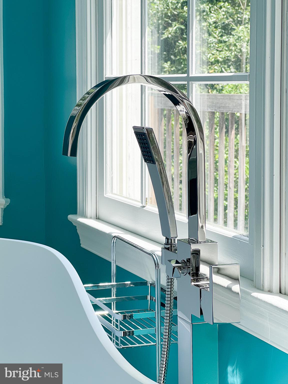 DOMINION HUNT ESTS - Residential