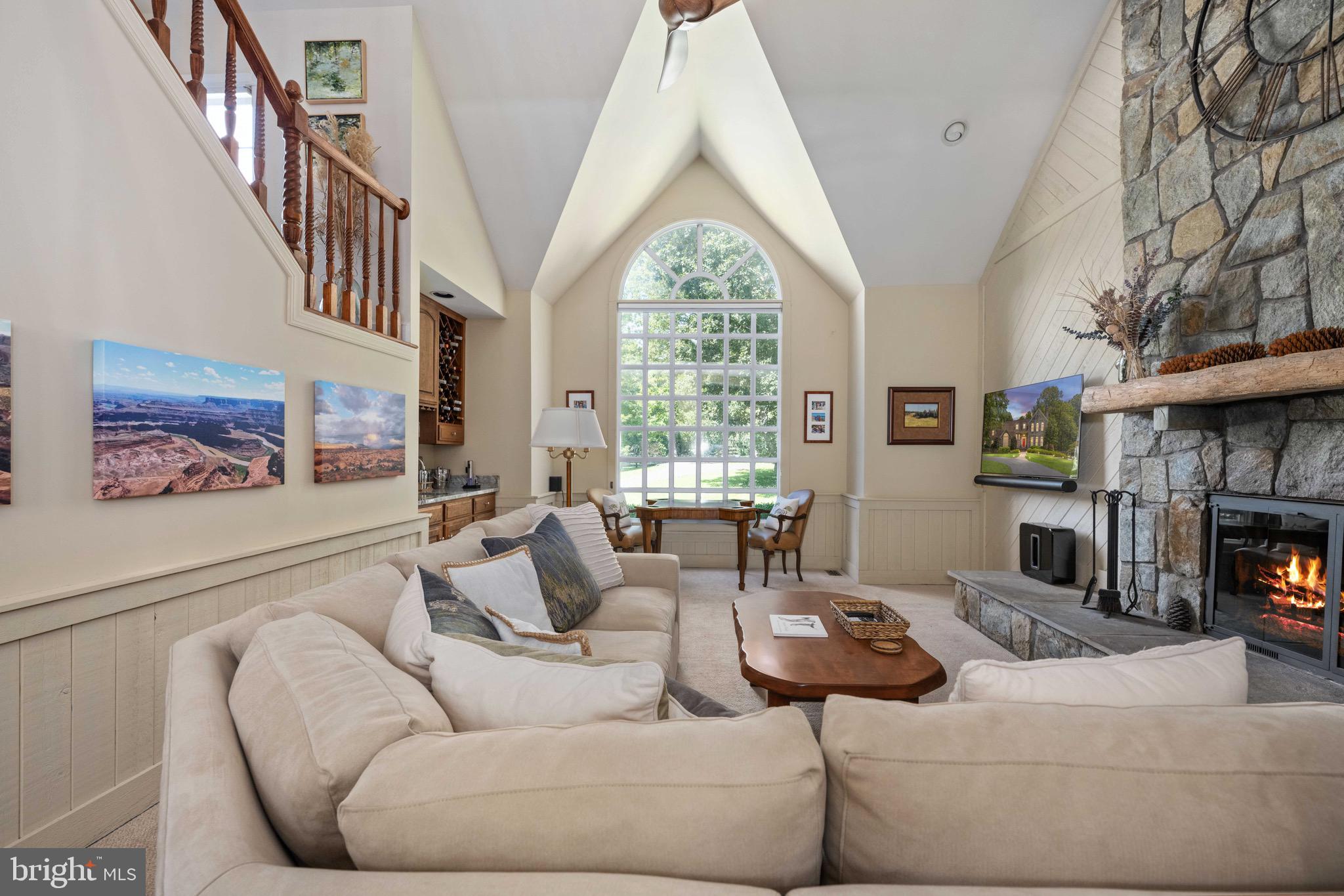 DOMINION HUNT ESTS - Residential