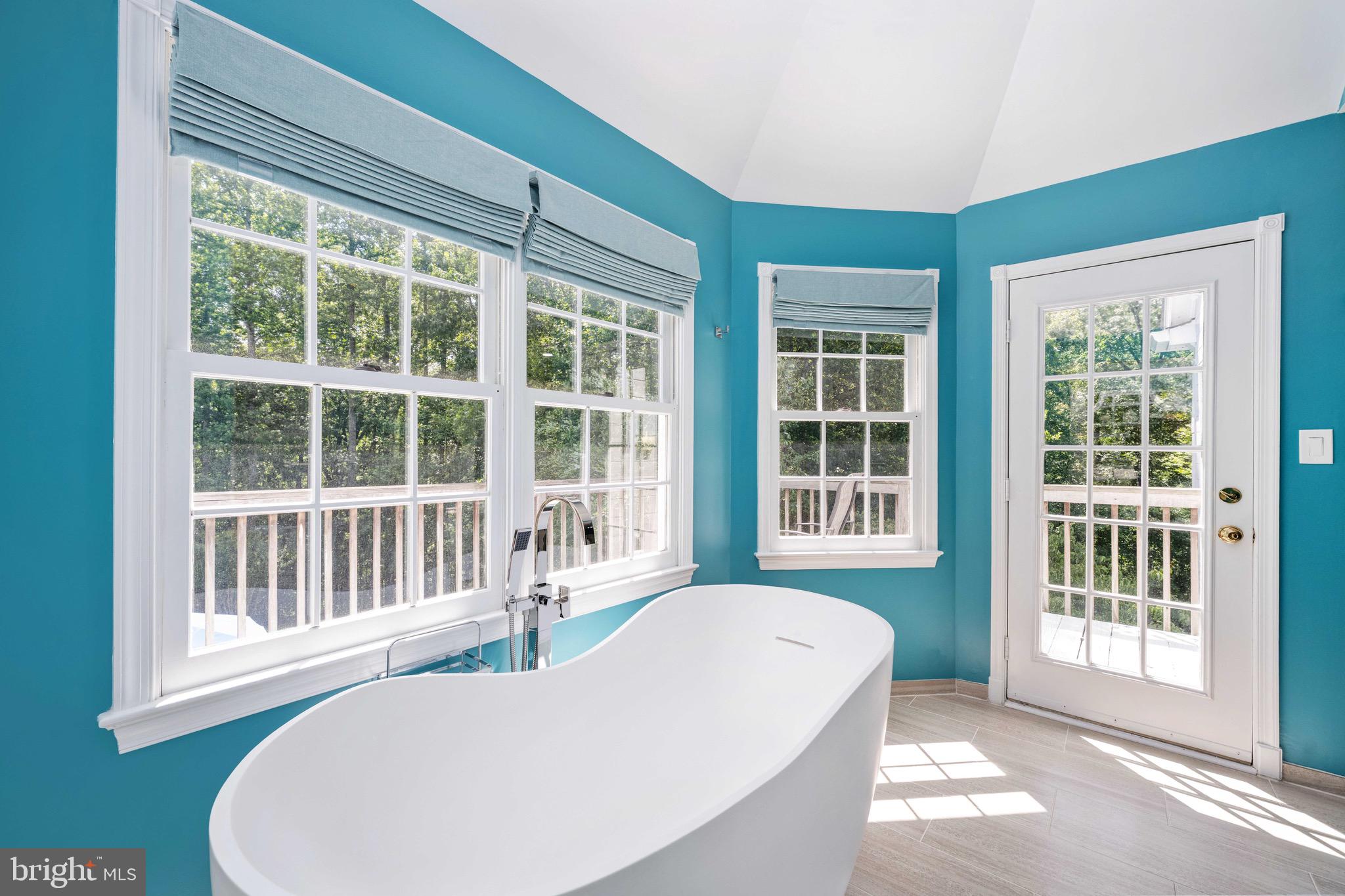 DOMINION HUNT ESTS - Residential