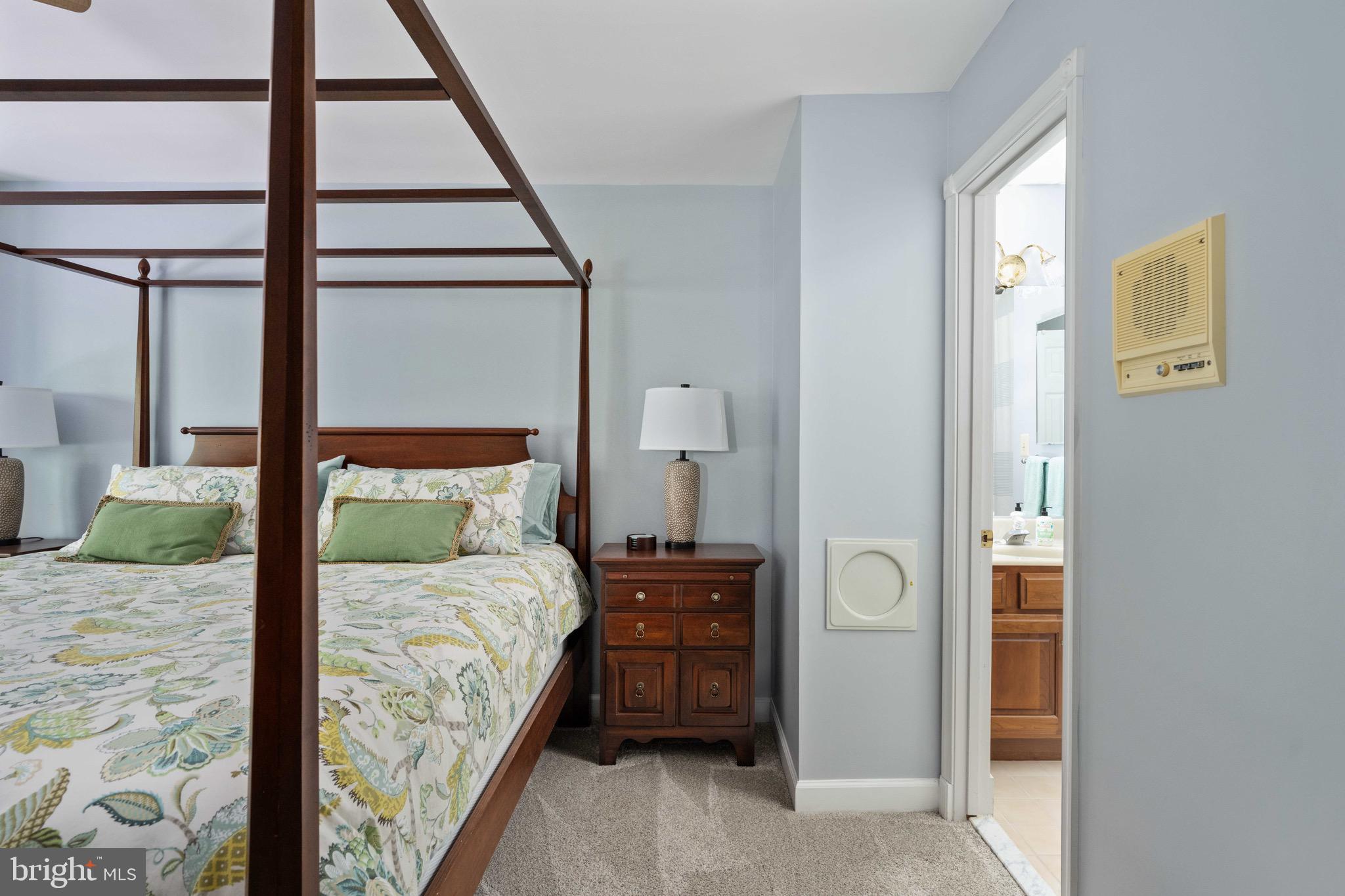 DOMINION HUNT ESTS - Residential