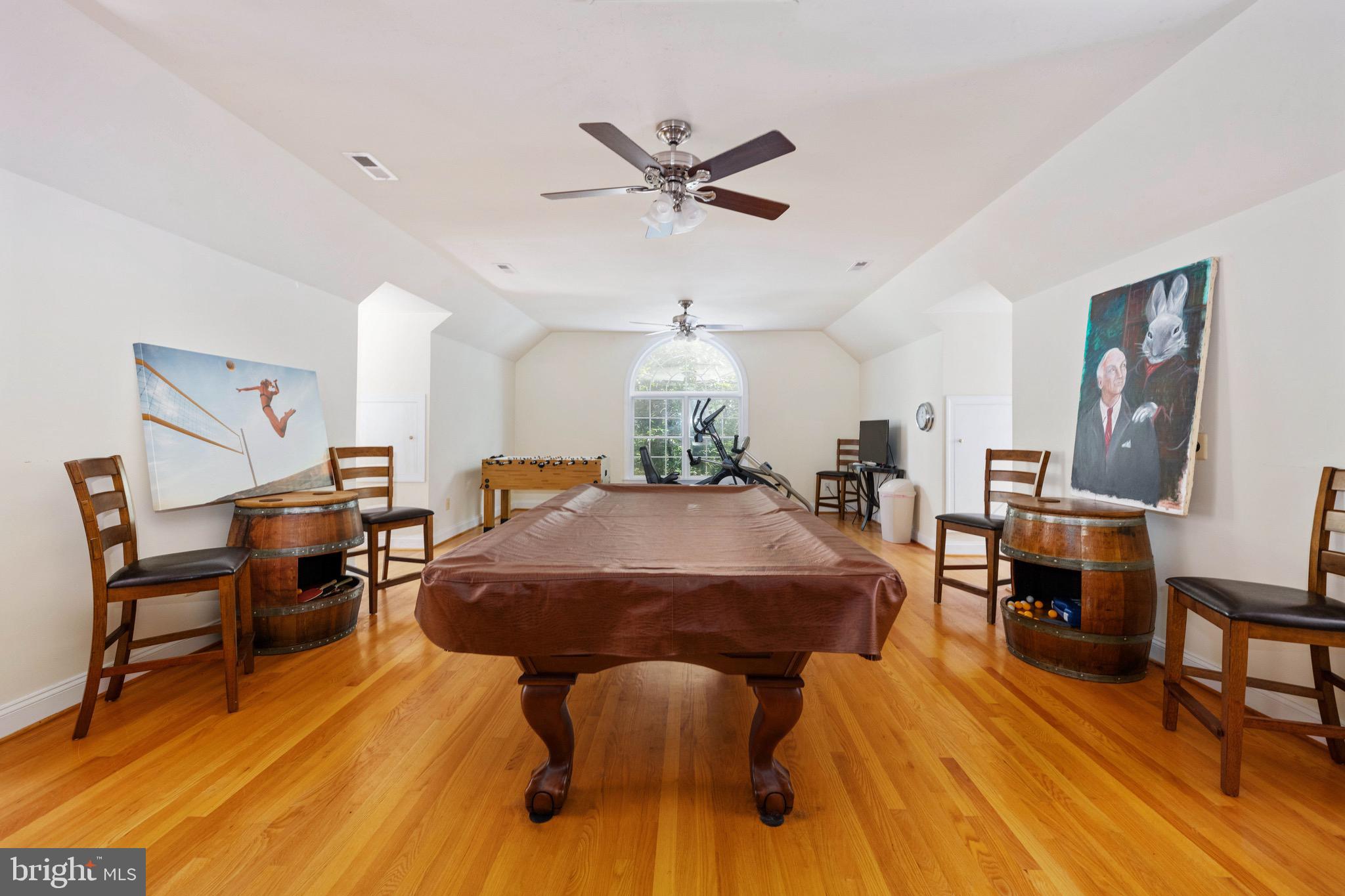 DOMINION HUNT ESTS - Residential