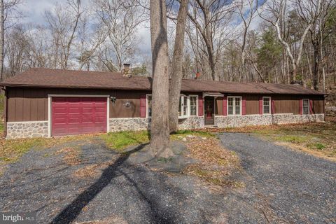 Homes For Sale - 191 Hideaway Farms Road<br/> Shenandoah County, EDINBURG, VA 22824