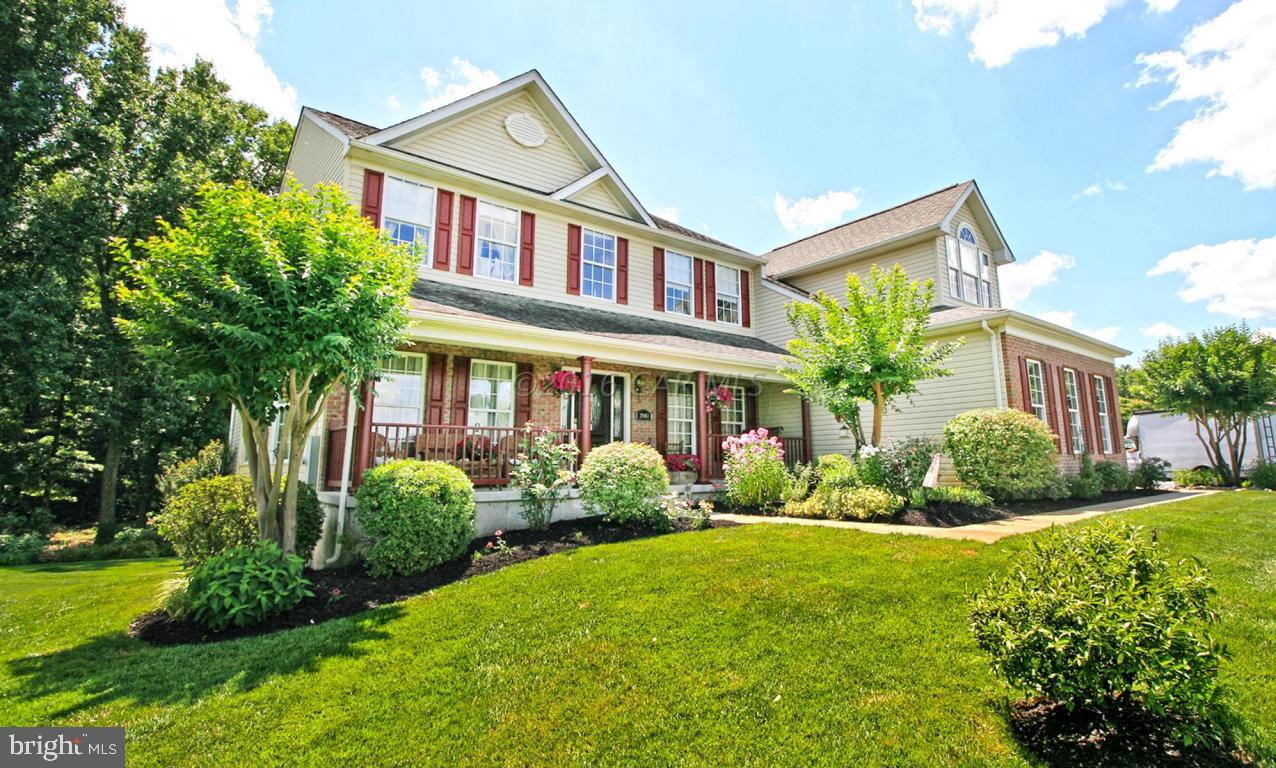 SHADOW HILLS - Residential