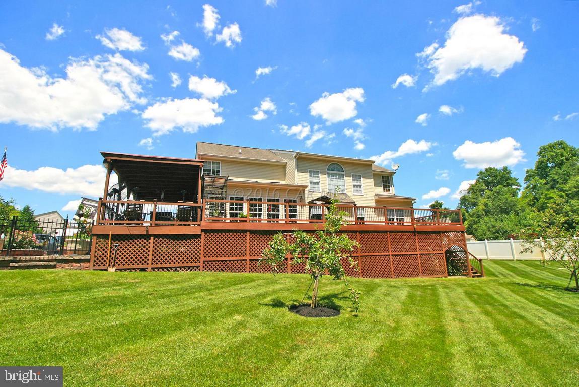 SHADOW HILLS - Residential