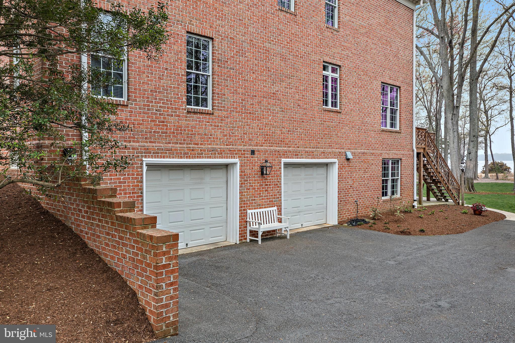 FISHING CREEK FARM - Residential