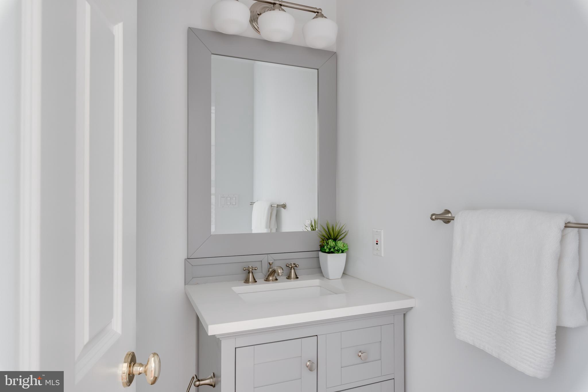 FISHING CREEK FARM - Residential