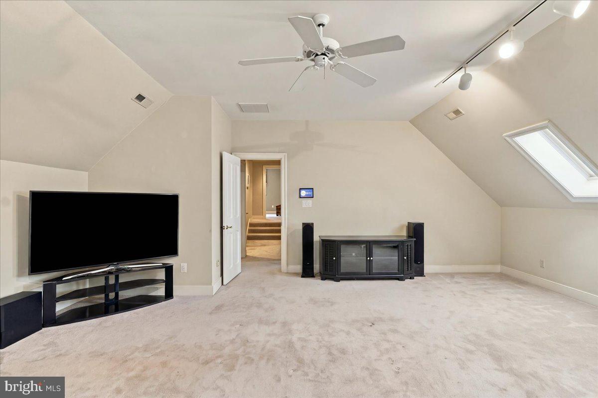 1249 INLYNNVIEW ROAD