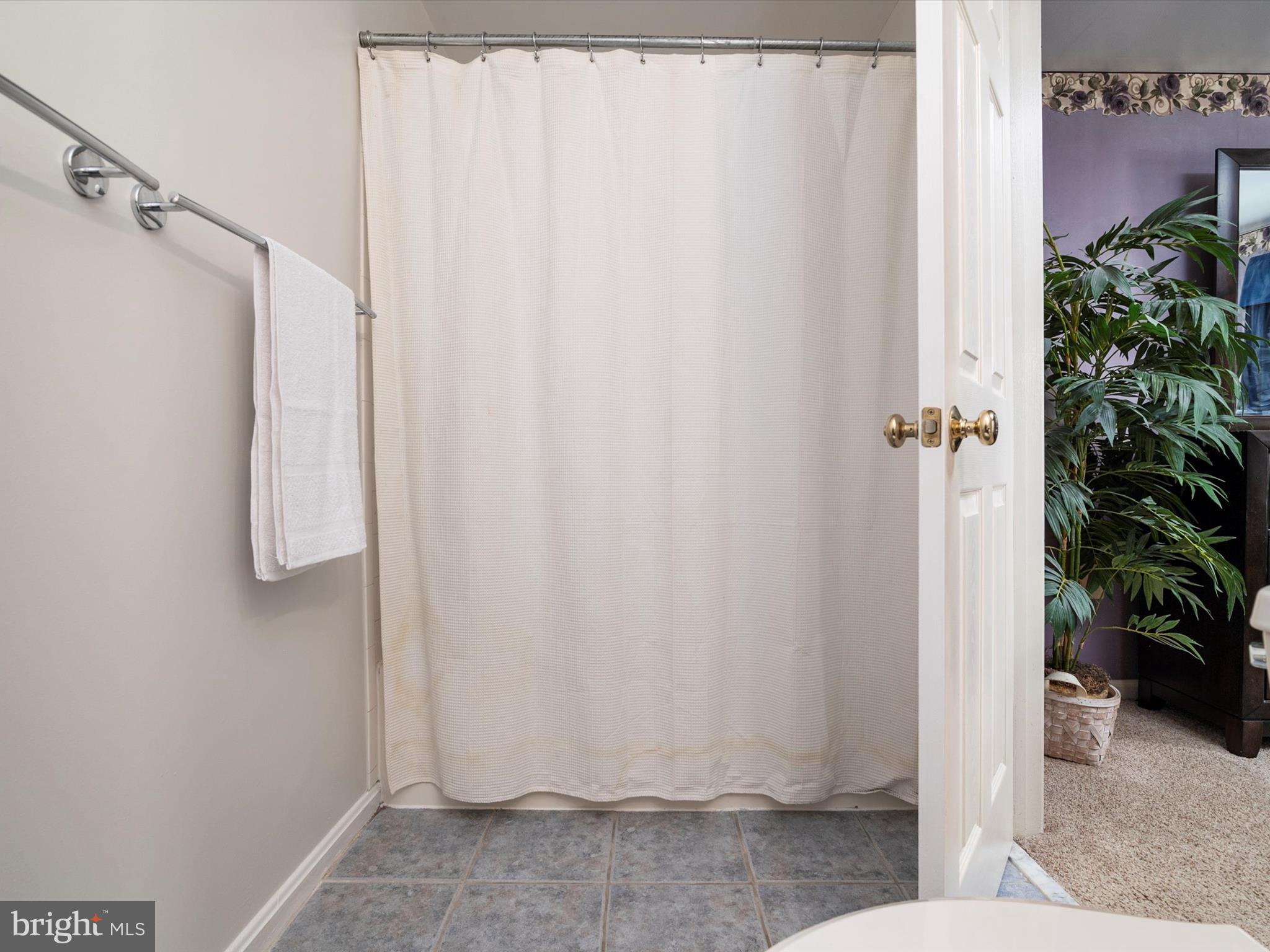 CLOVERLEAF TOWNHOUSES - Residential