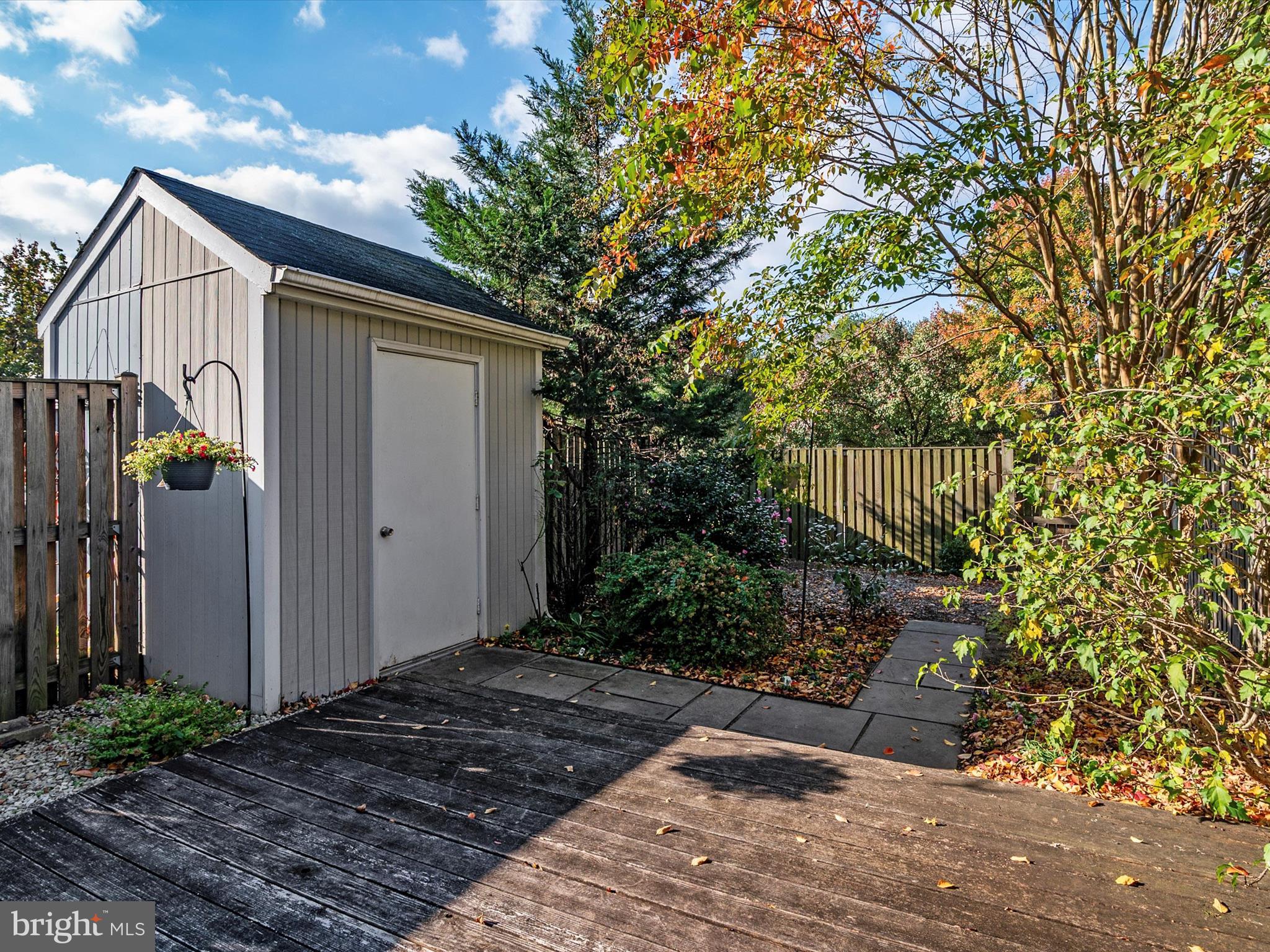 CLOVERLEAF TOWNHOUSES - Residential