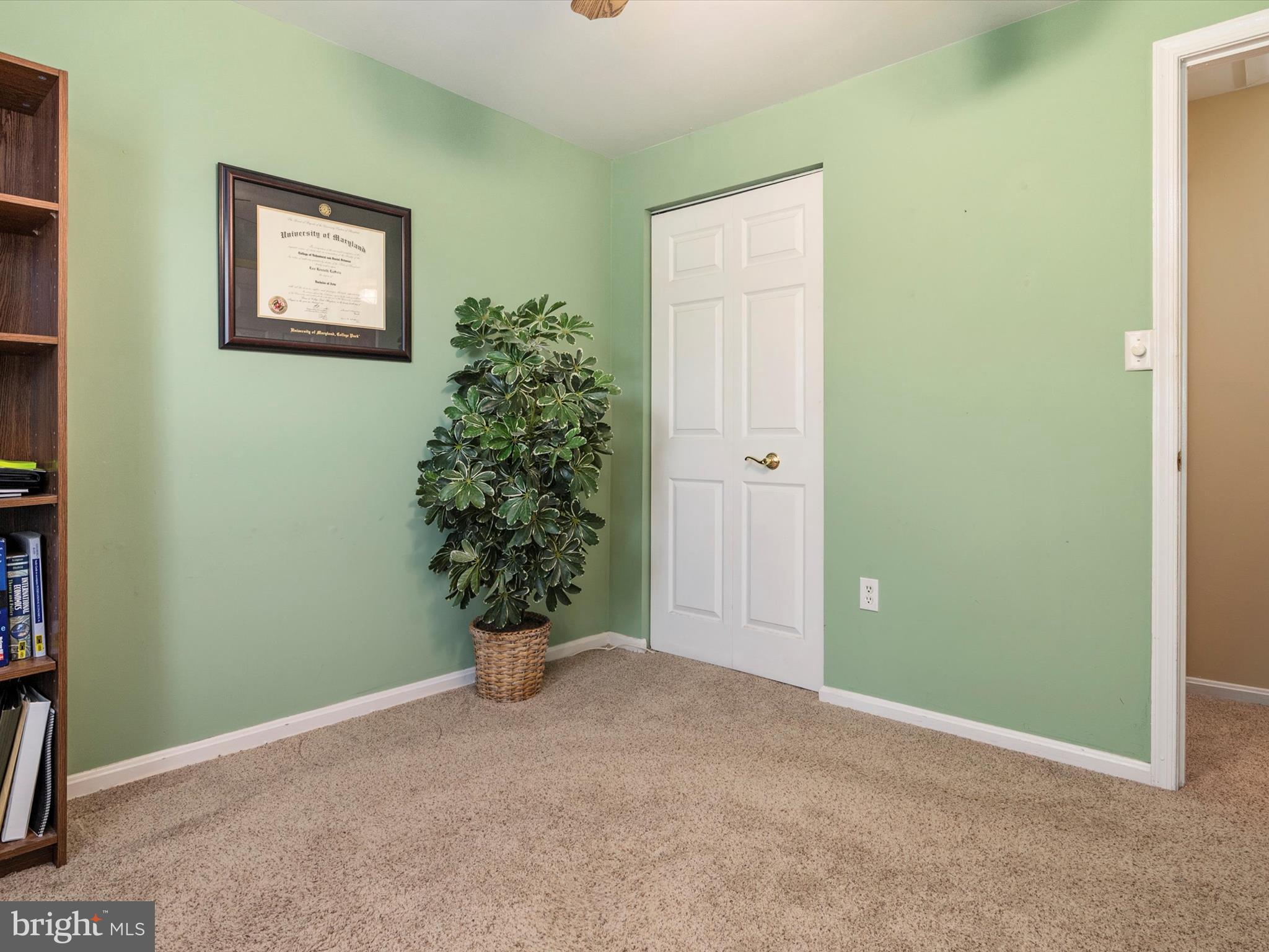 CLOVERLEAF TOWNHOUSES - Residential