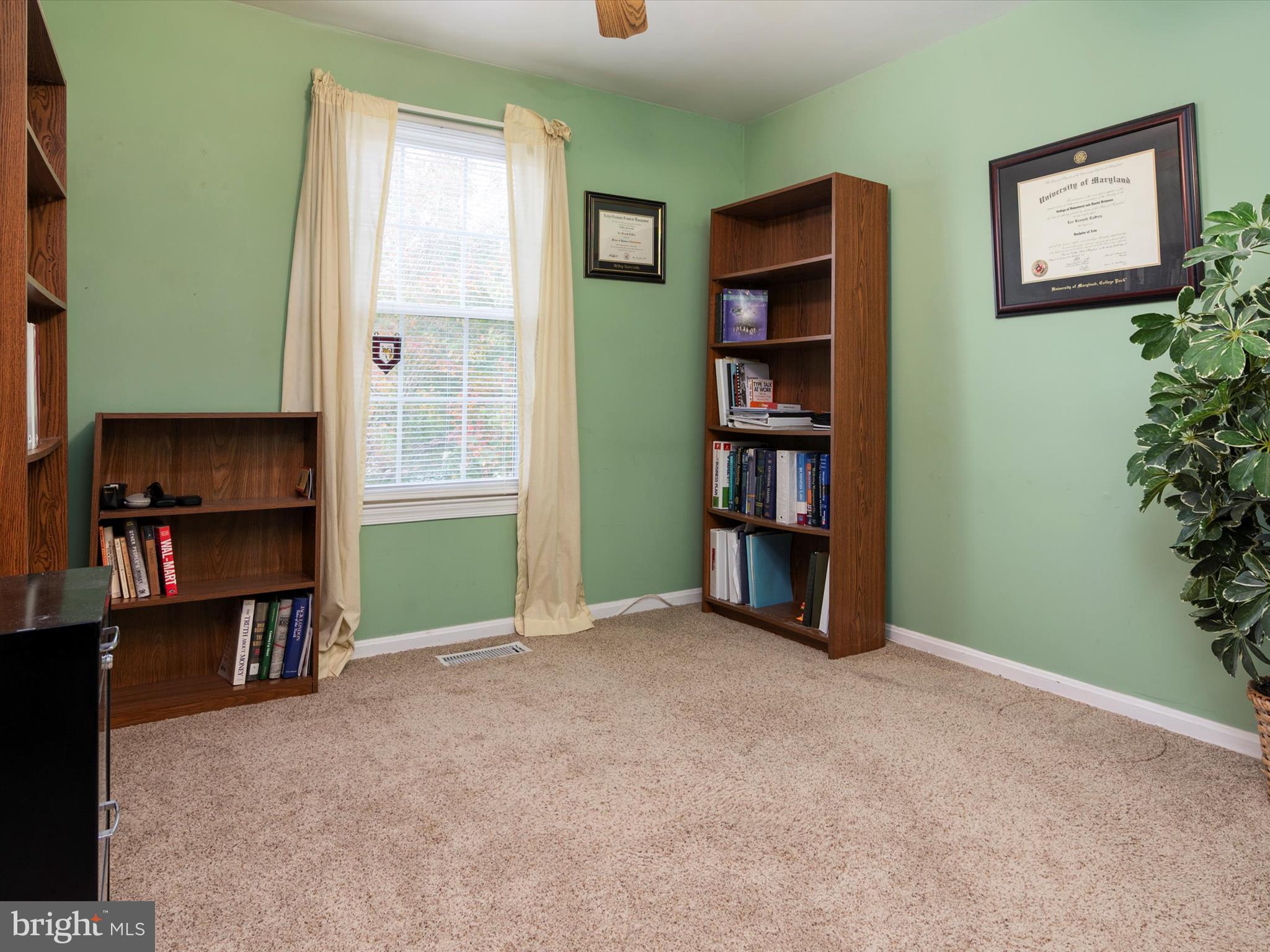 CLOVERLEAF TOWNHOUSES - Residential