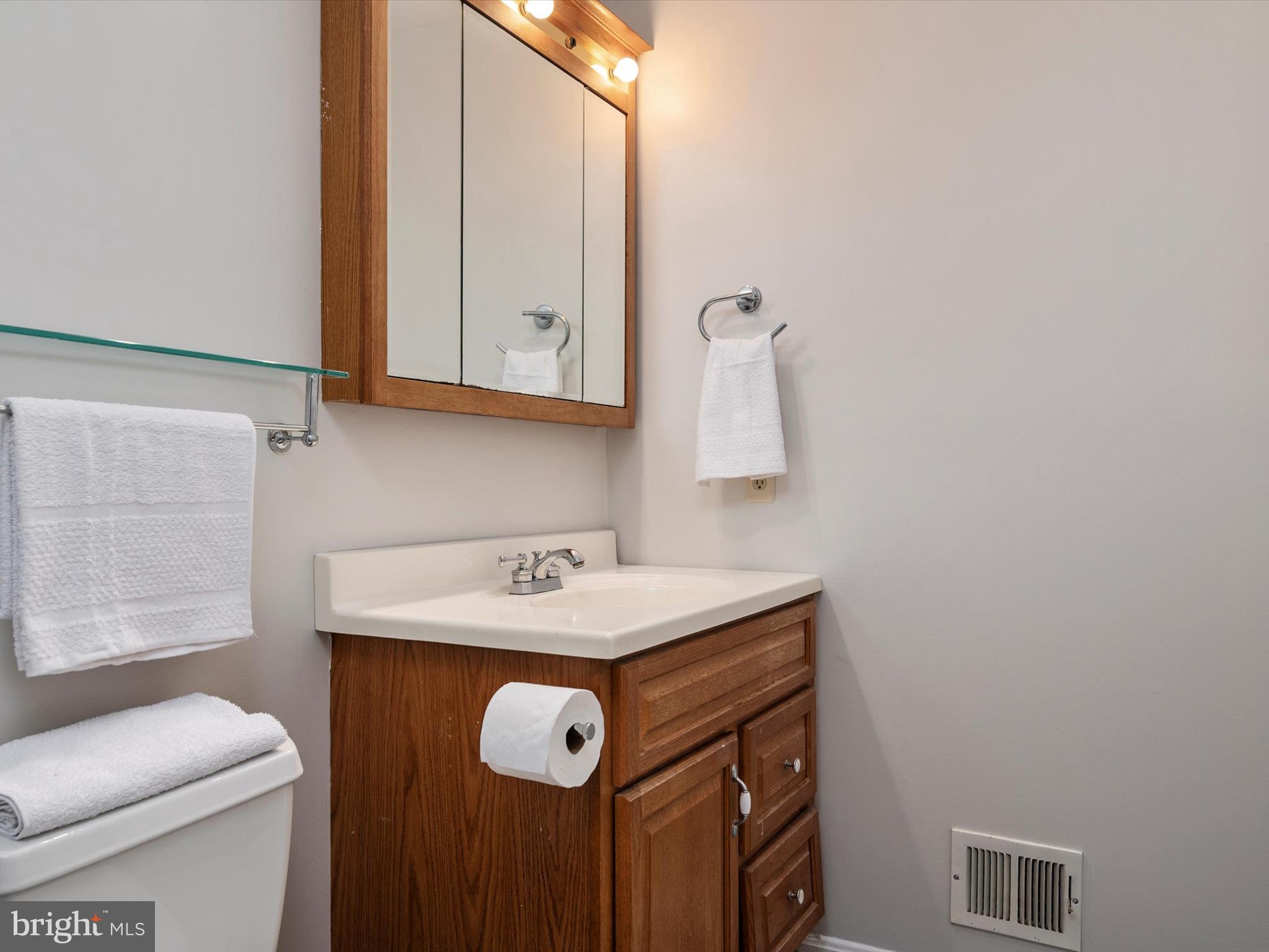 CLOVERLEAF TOWNHOUSES - Residential