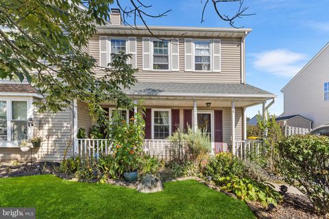 Photo of QUAKERTOWN, PA 18951 (MLS # PABU2107024)