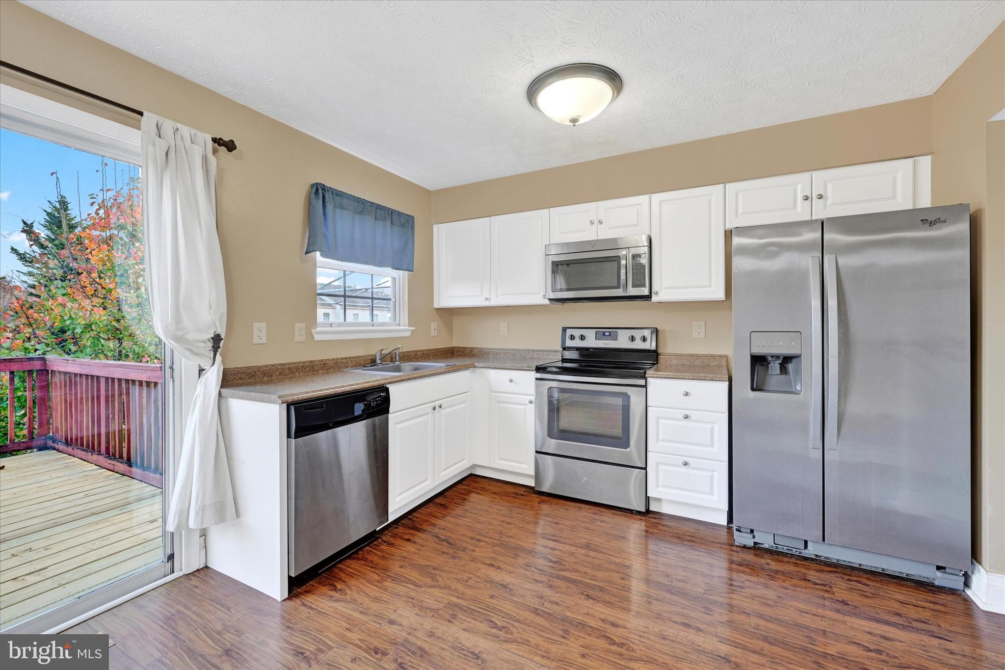 VILLAGE OF PAWNEE - Residential