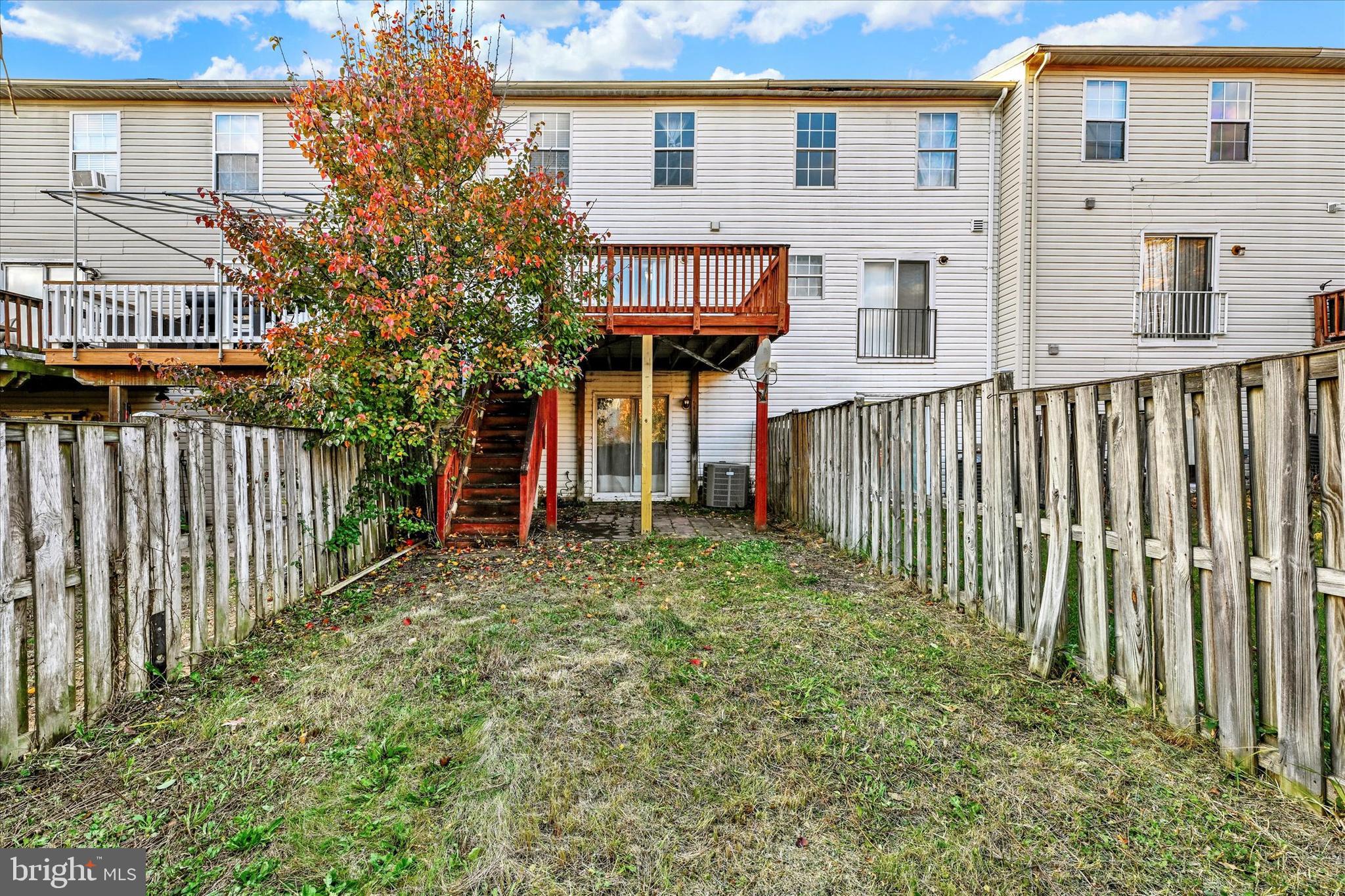 VILLAGE OF PAWNEE - Residential