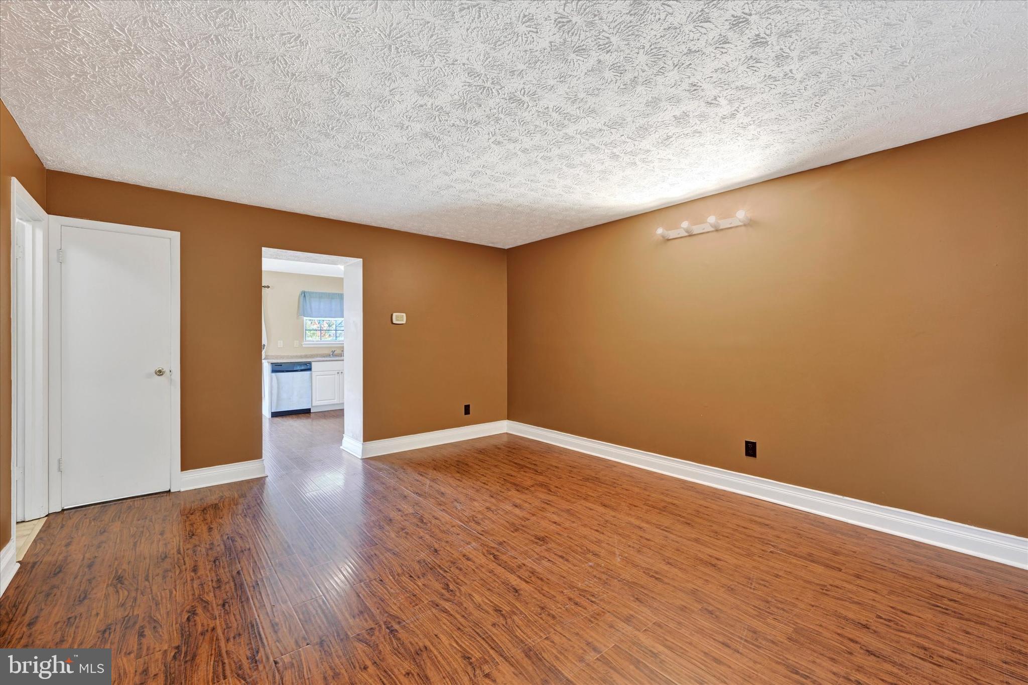 VILLAGE OF PAWNEE - Residential