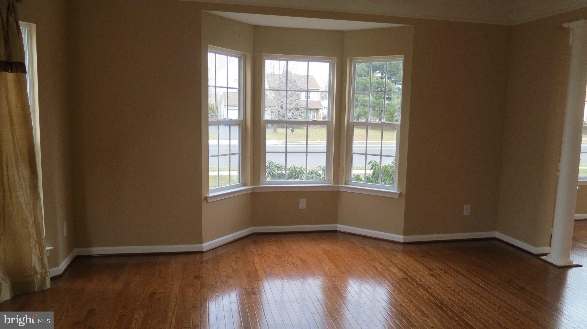 3 LARDNER ROAD