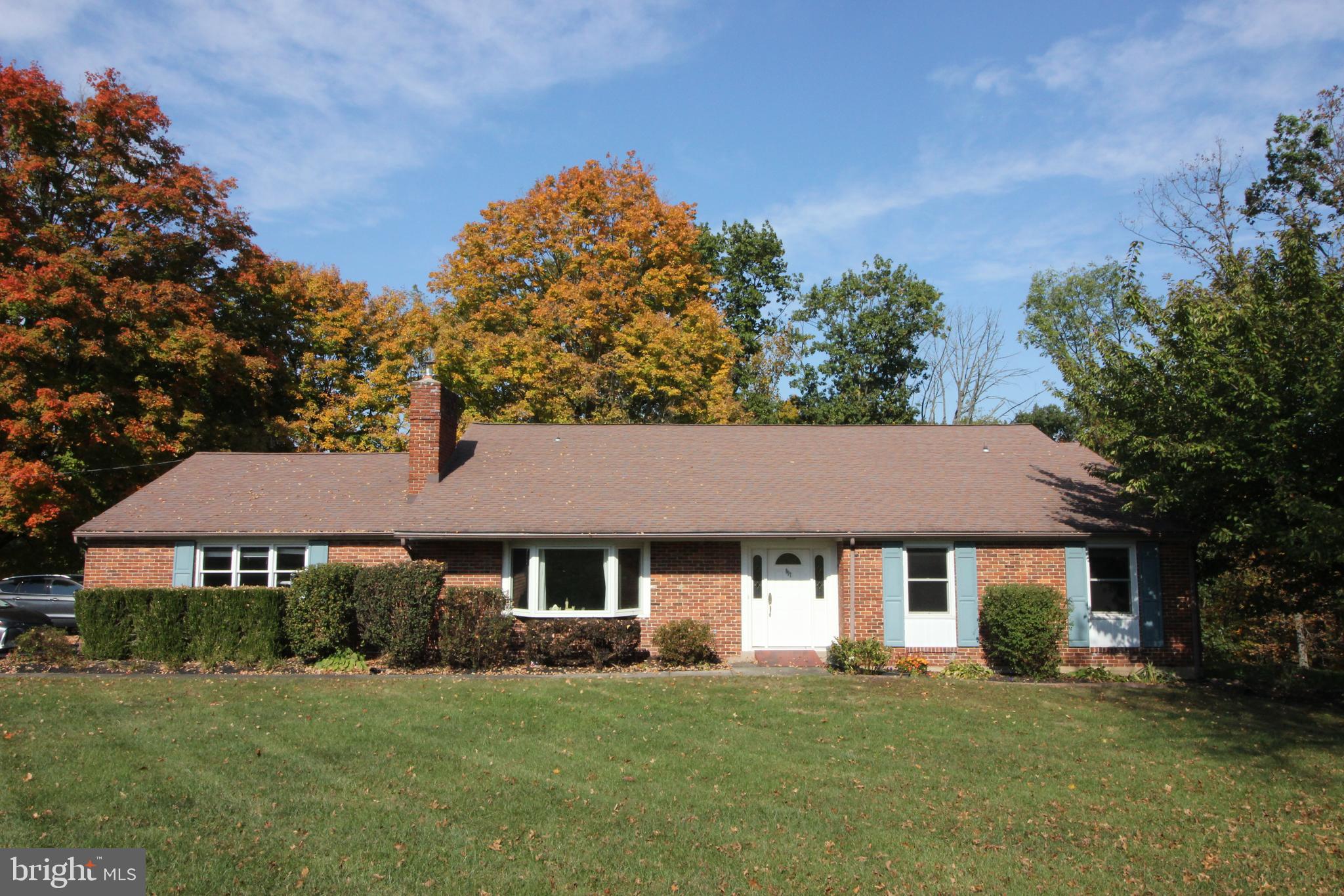 857 CROSS RD
