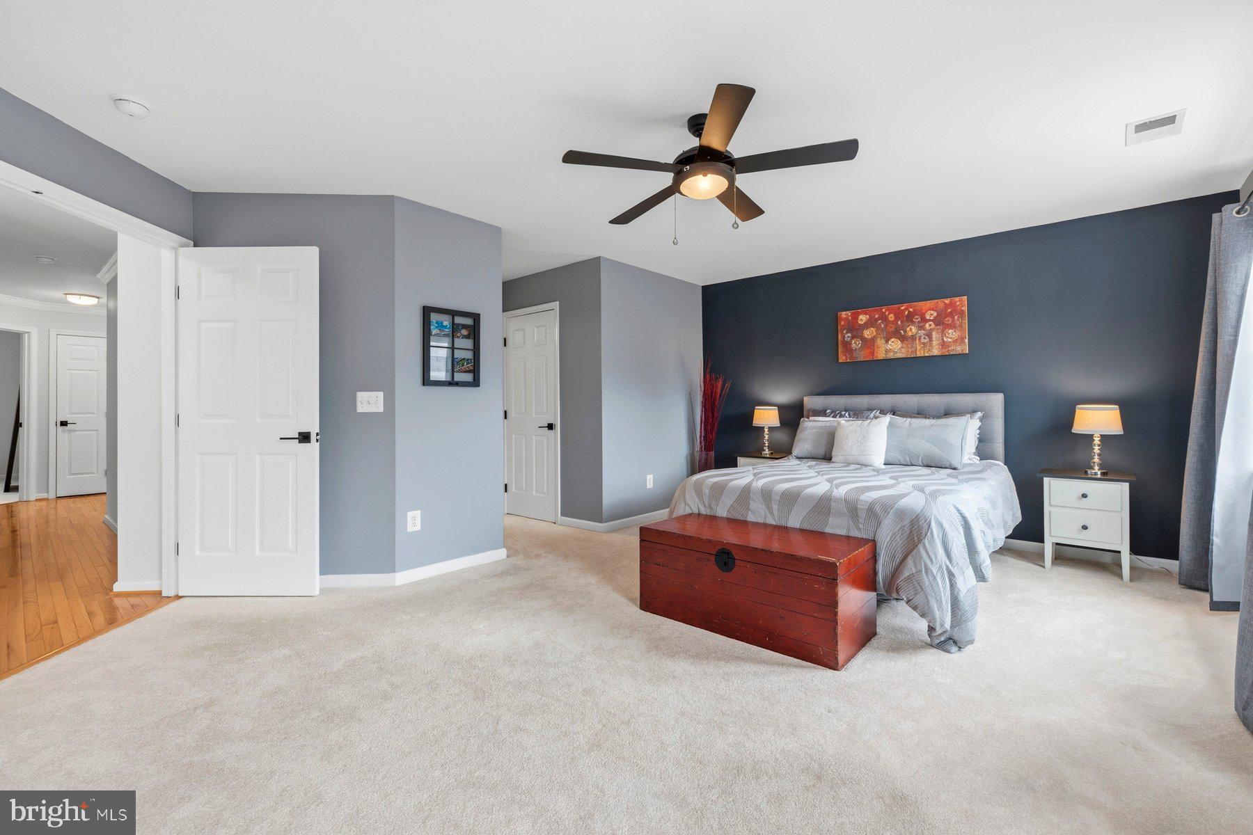 LORTON TOWN CENTER - Residential