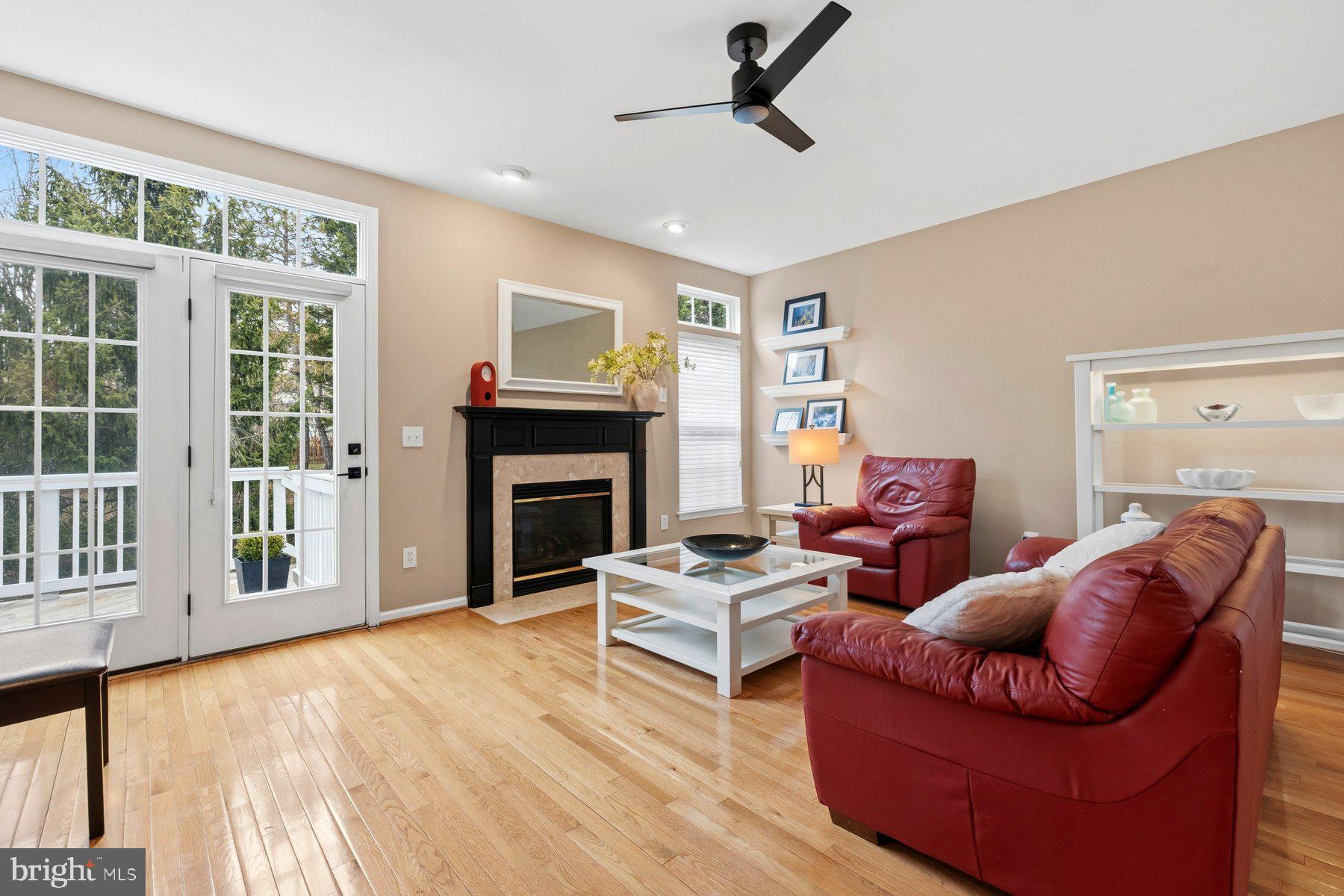 LORTON TOWN CENTER - Residential