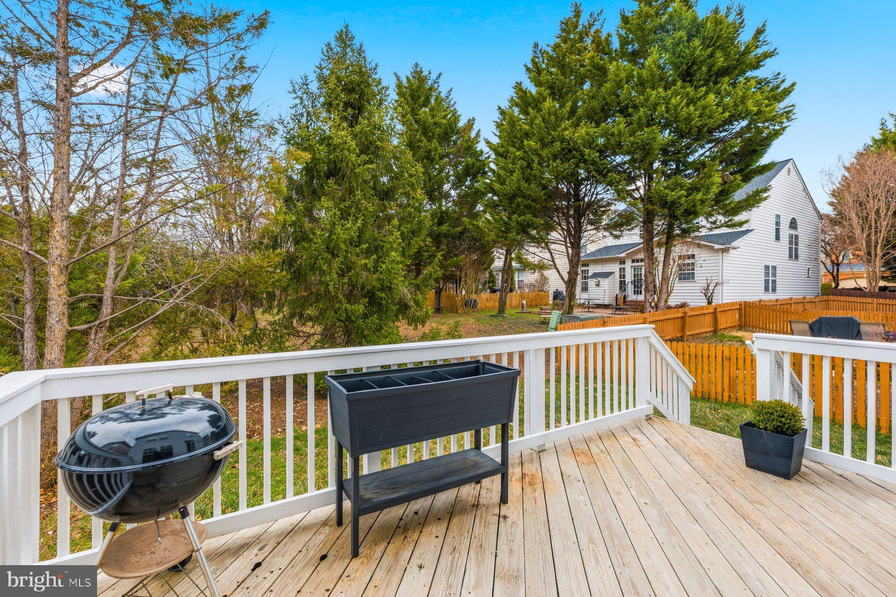 LORTON TOWN CENTER - Residential