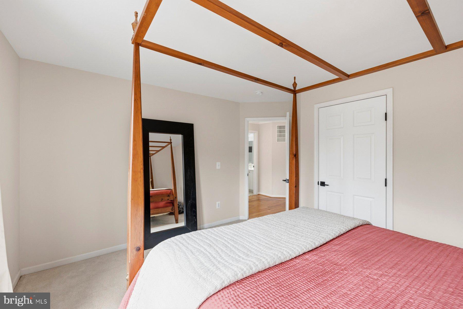 LORTON TOWN CENTER - Residential