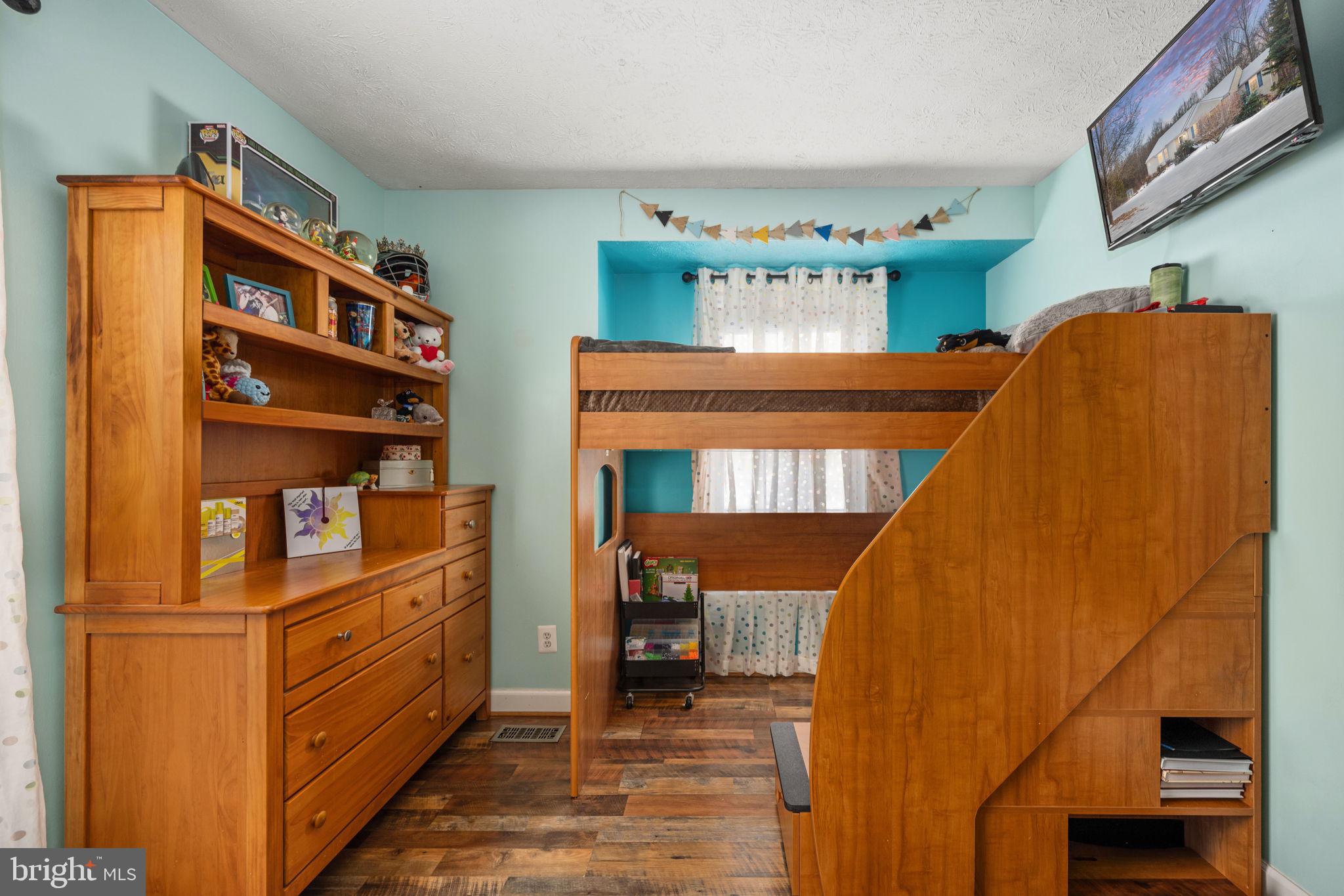 HARTWOOD MEADOWS - Residential