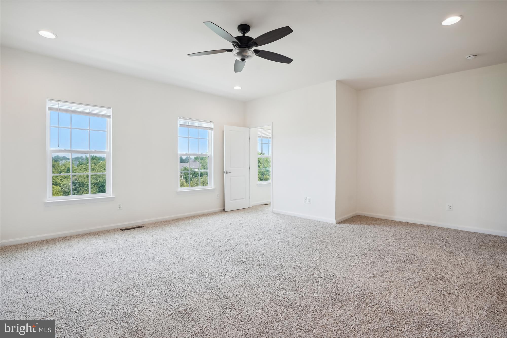 MORLEY CORNER - Residential Lease