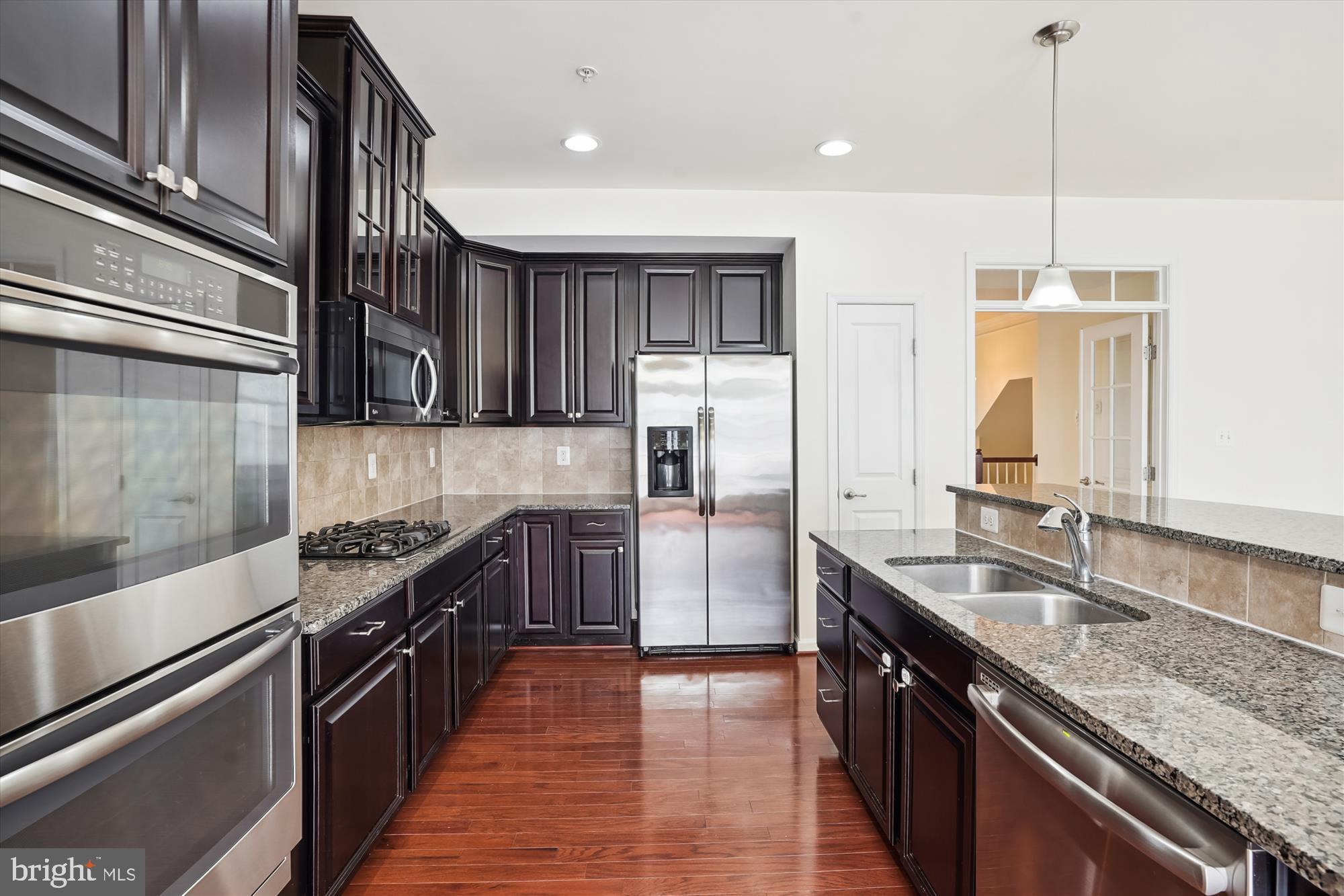 MORLEY CORNER - Residential Lease