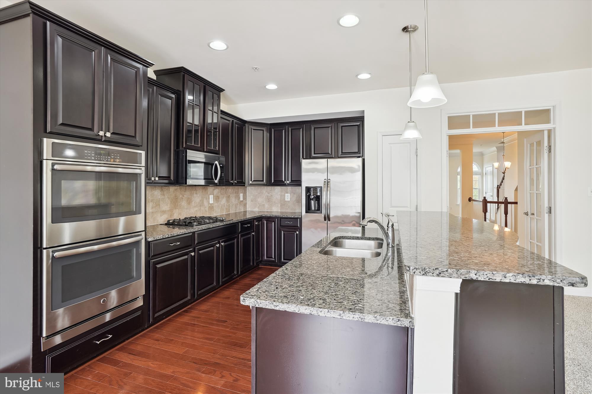 MORLEY CORNER - Residential Lease