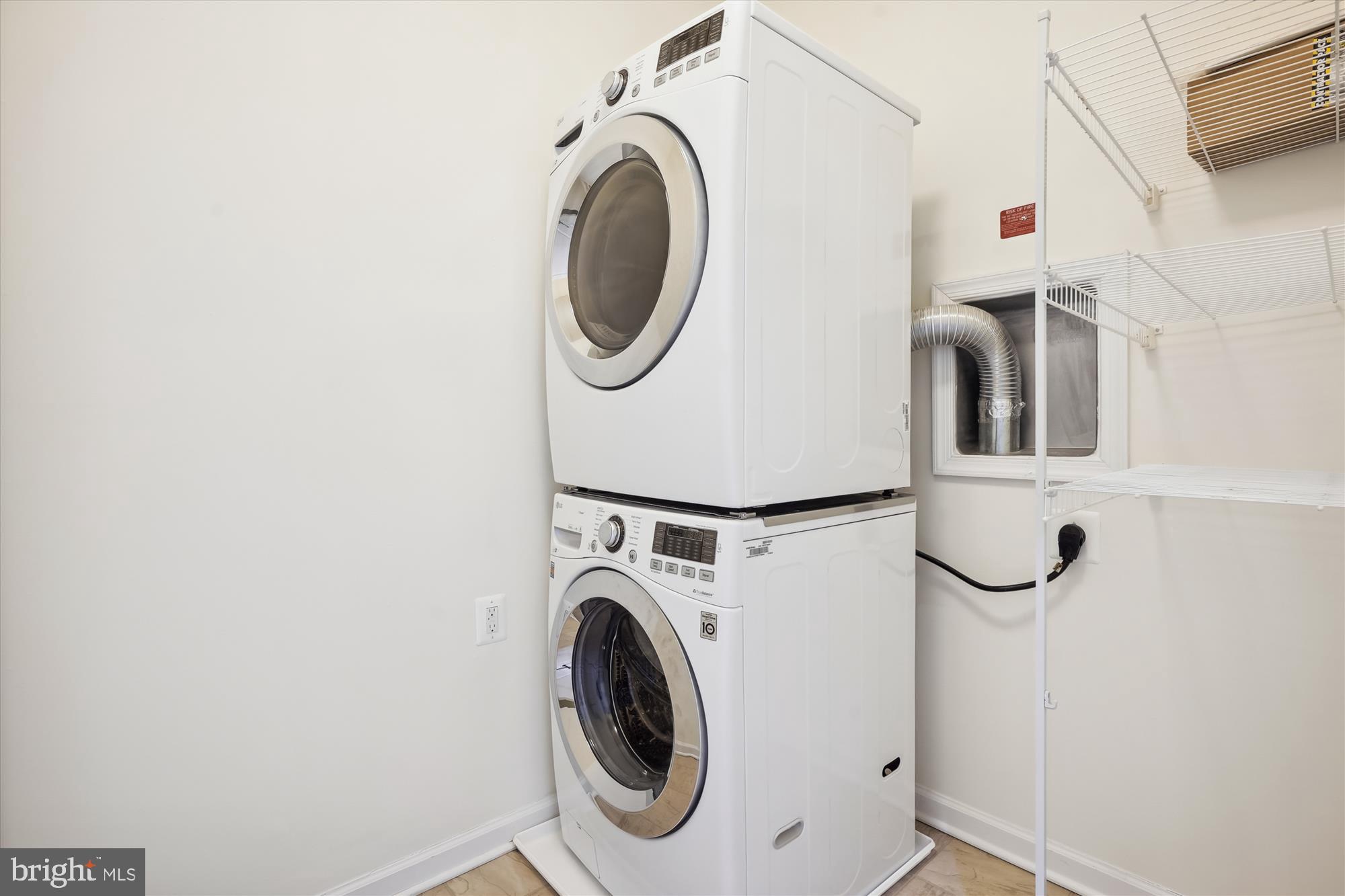 MORLEY CORNER - Residential Lease