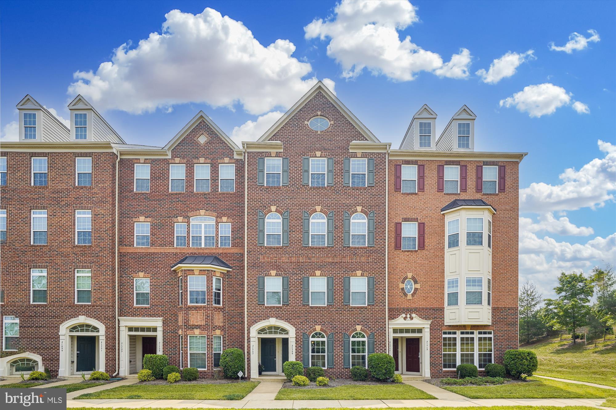 MORLEY CORNER - Residential Lease