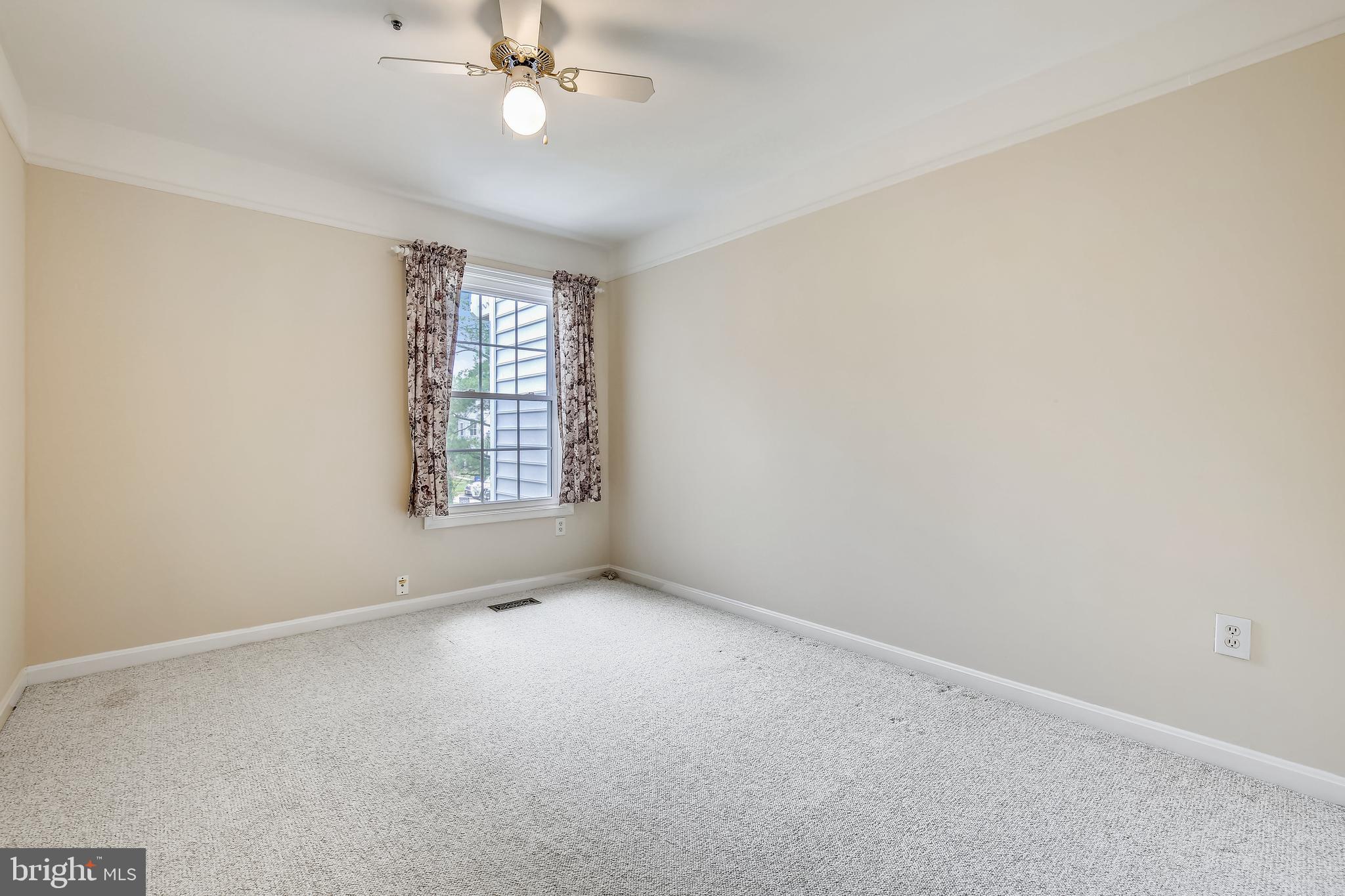 VILL AT MANCHESTER FARMS - Residential