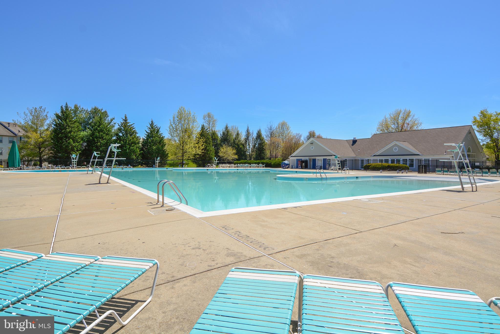 VILL AT MANCHESTER FARMS - Residential