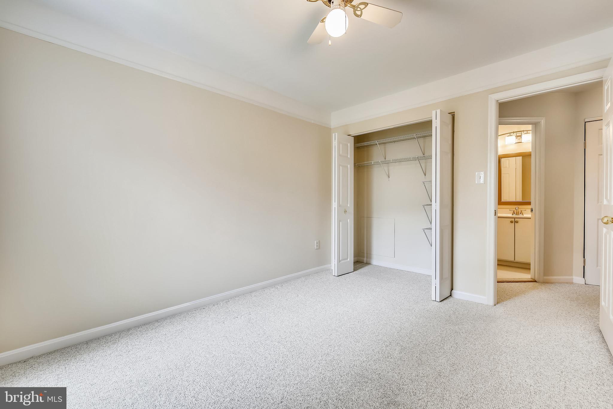 VILL AT MANCHESTER FARMS - Residential