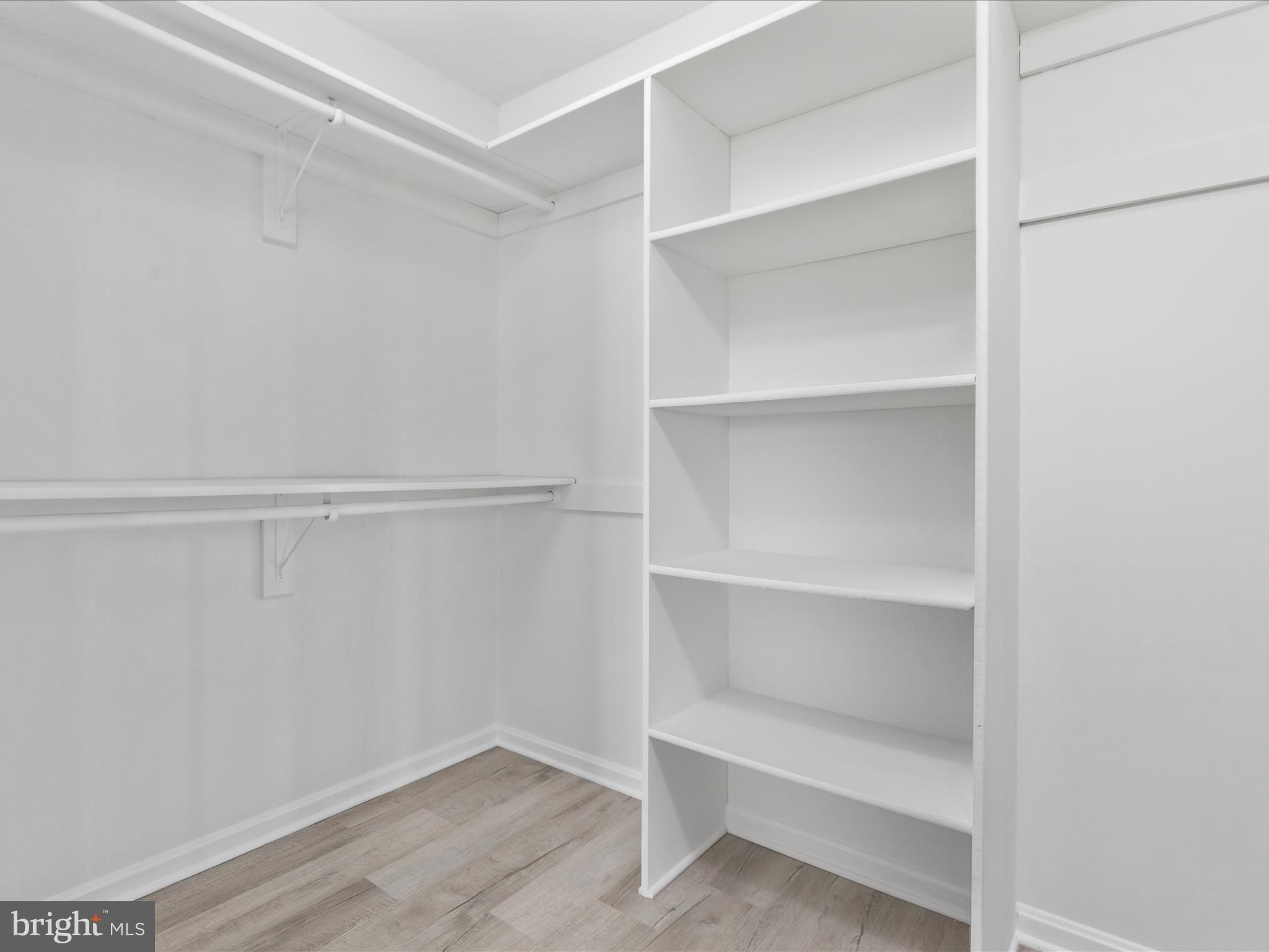 SIGNAL KNOLLS - Residential Lease