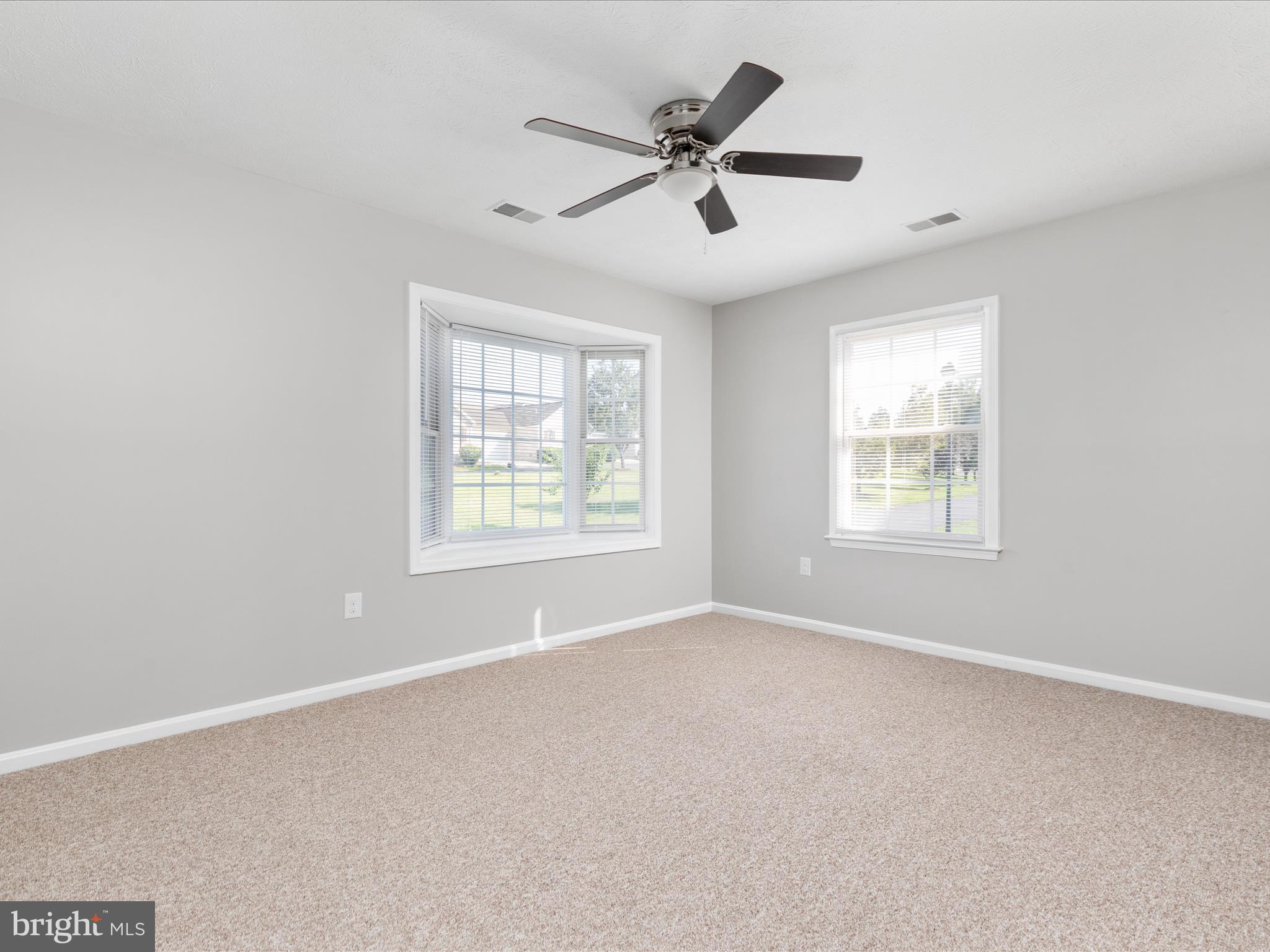 SIGNAL KNOLLS - Residential Lease