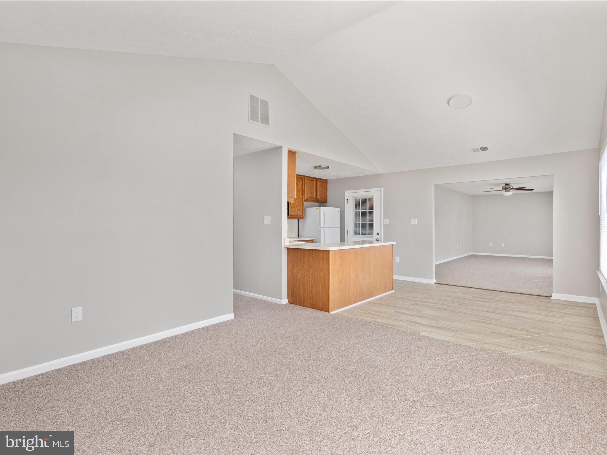 SIGNAL KNOLLS - Residential Lease