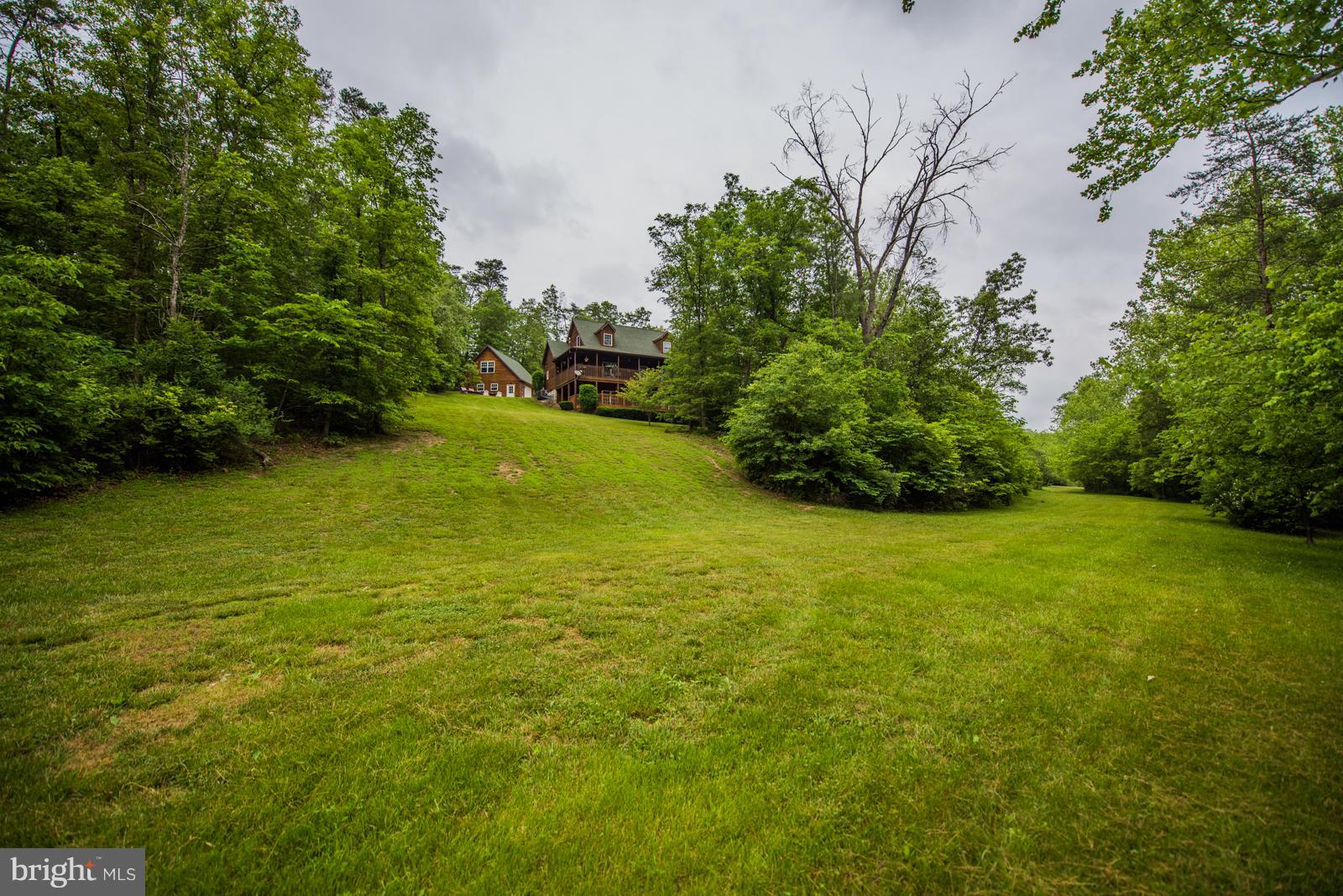 PINE RIDGE - Residential